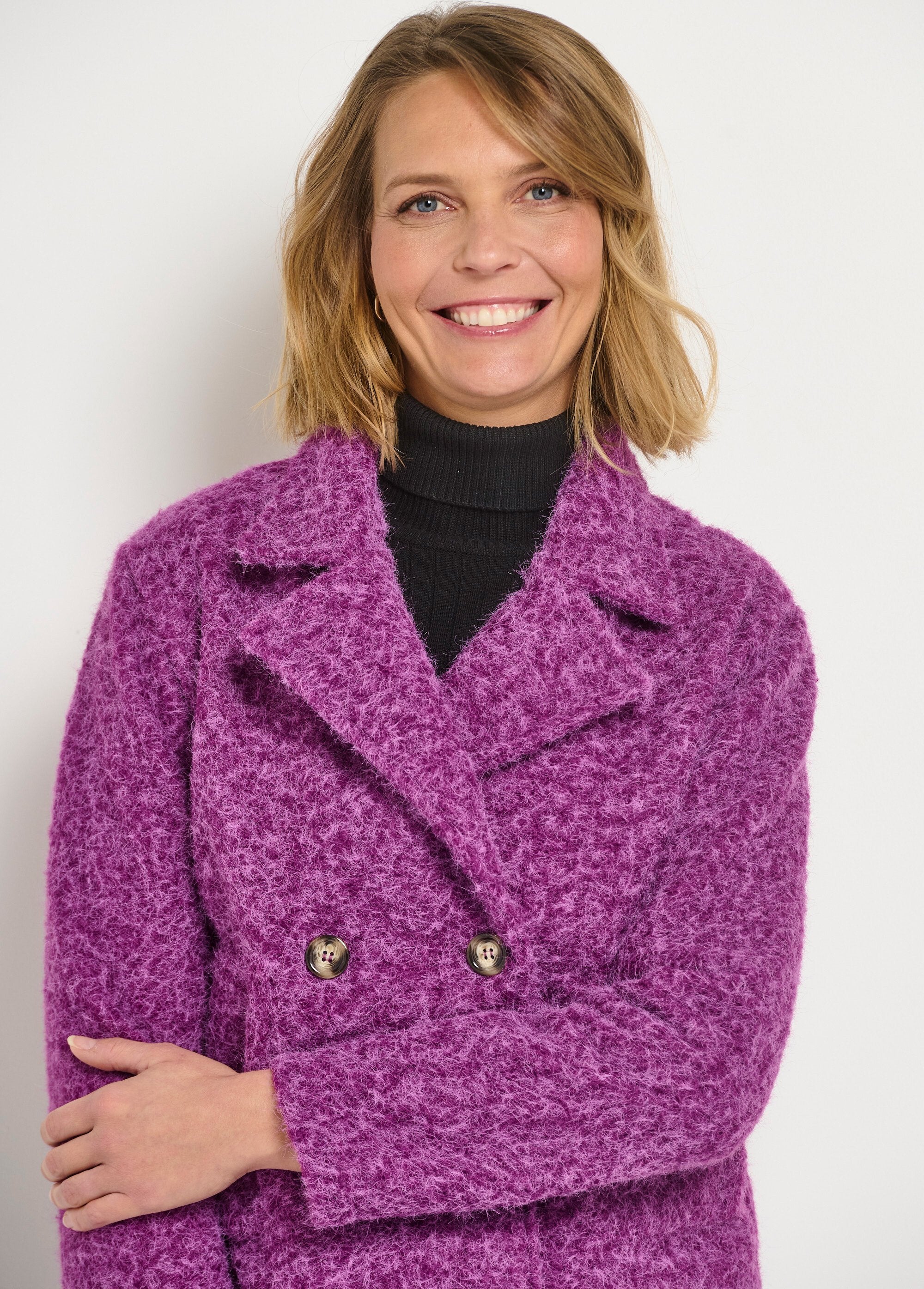 Kort_wollen_pea_jack_Mangenta_DE1_slim