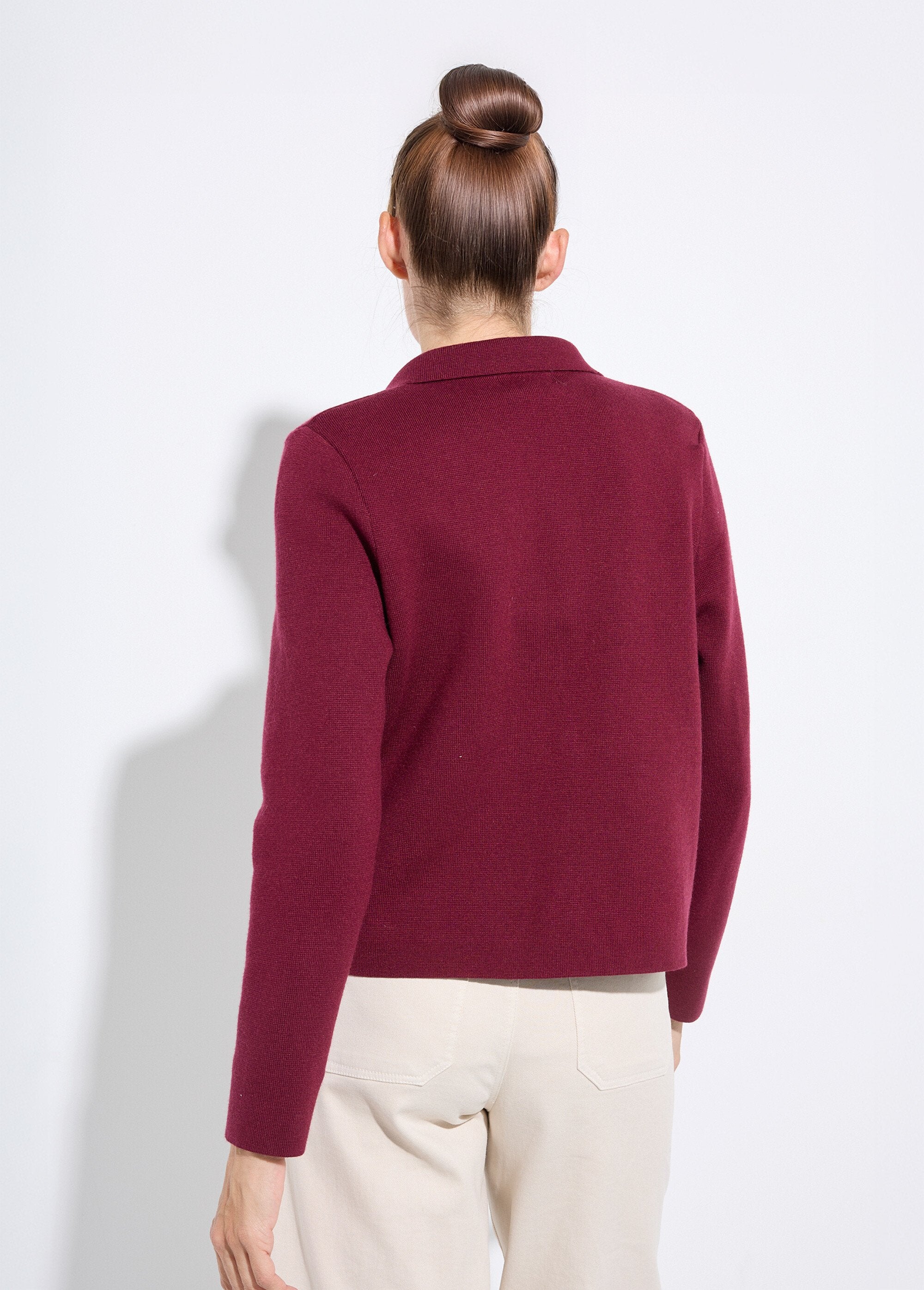 Kort_effen_jacquard_jasje_met_opstaande_kraag_Bordeaux_DO1_slim