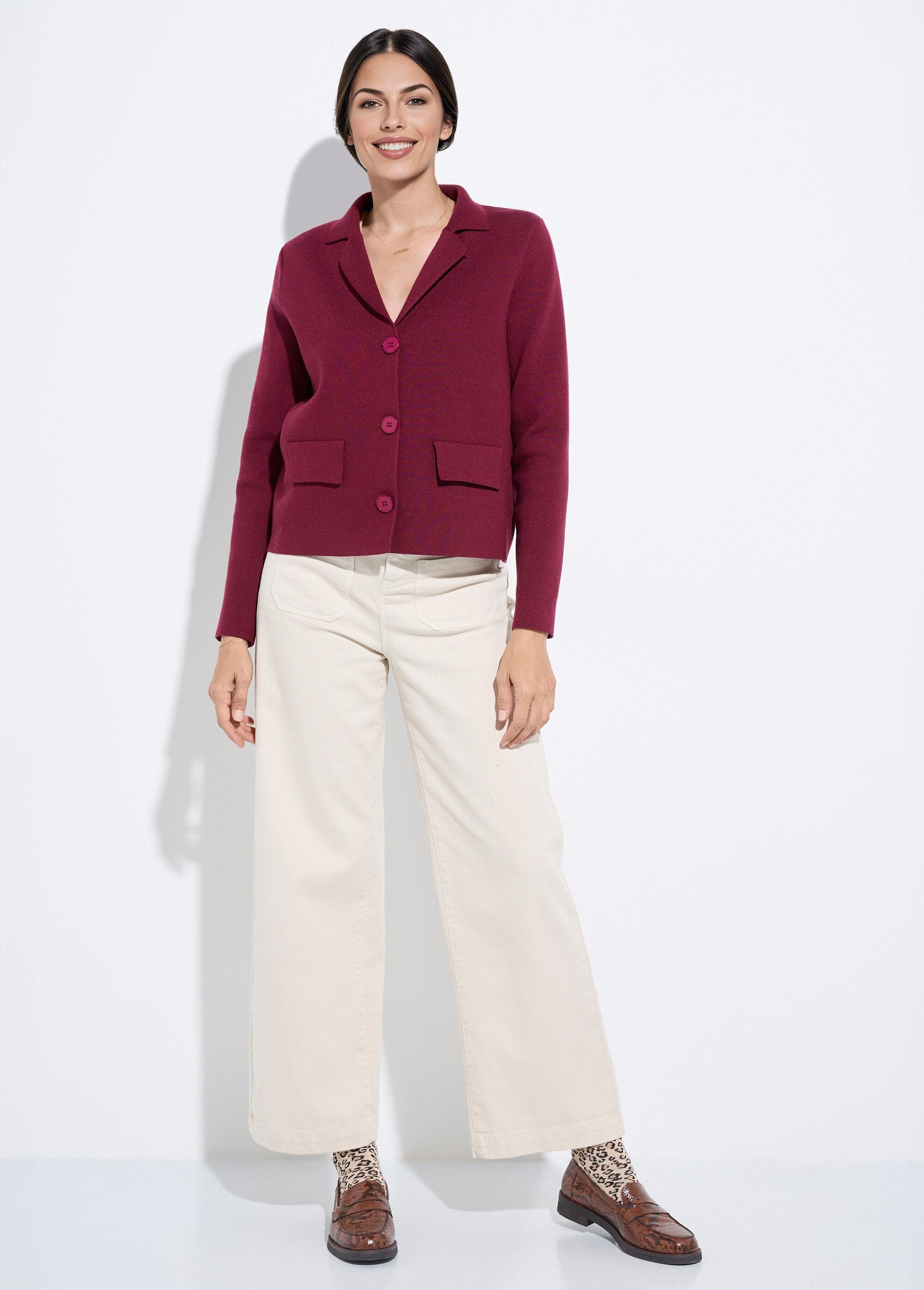 Kort_effen_jacquard_jasje_met_opstaande_kraag_Bordeaux_SF1_slim