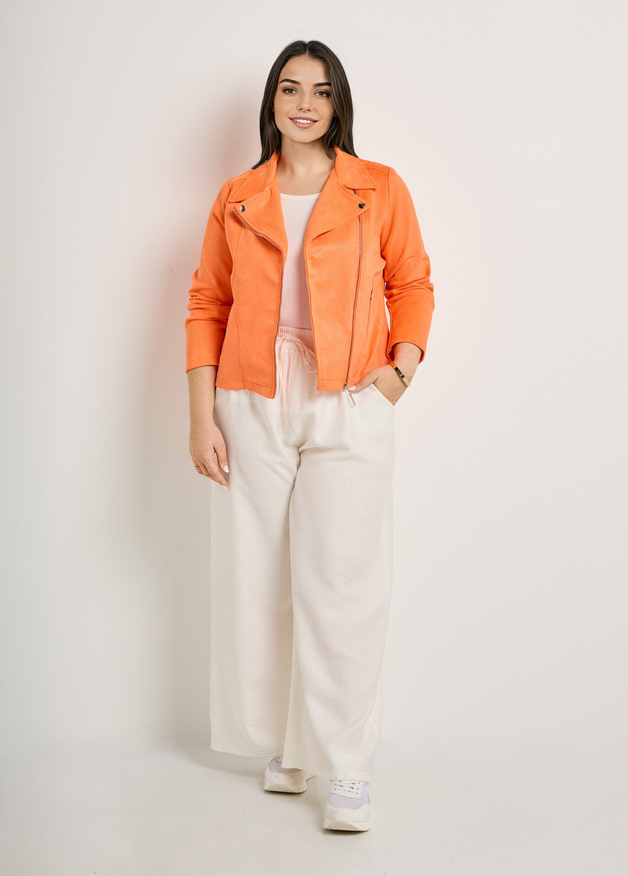 Suedette_bikerjack_met_rits_Orange_vif_SF1_curvy