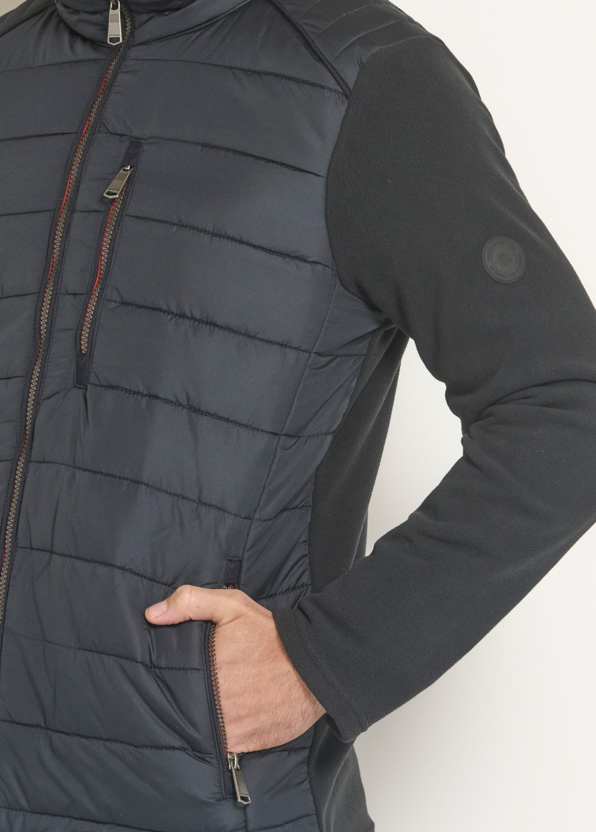 Gewatteerd_jack_met_rits_en_fleece_details_Noir_DE2_slim