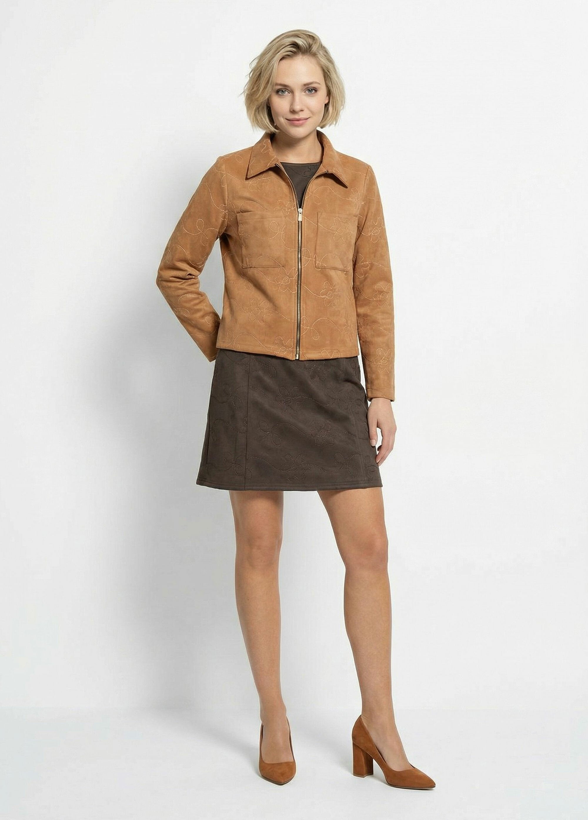 Ritsjack_in_bikerstijl,_imitatieleer_Camel_SF1_slim