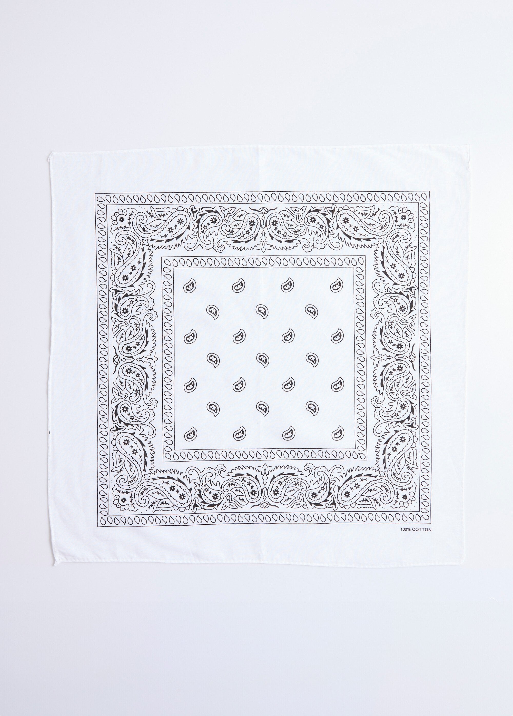 Vierkante_bandana_sjaal_Blanc_DE1_slim