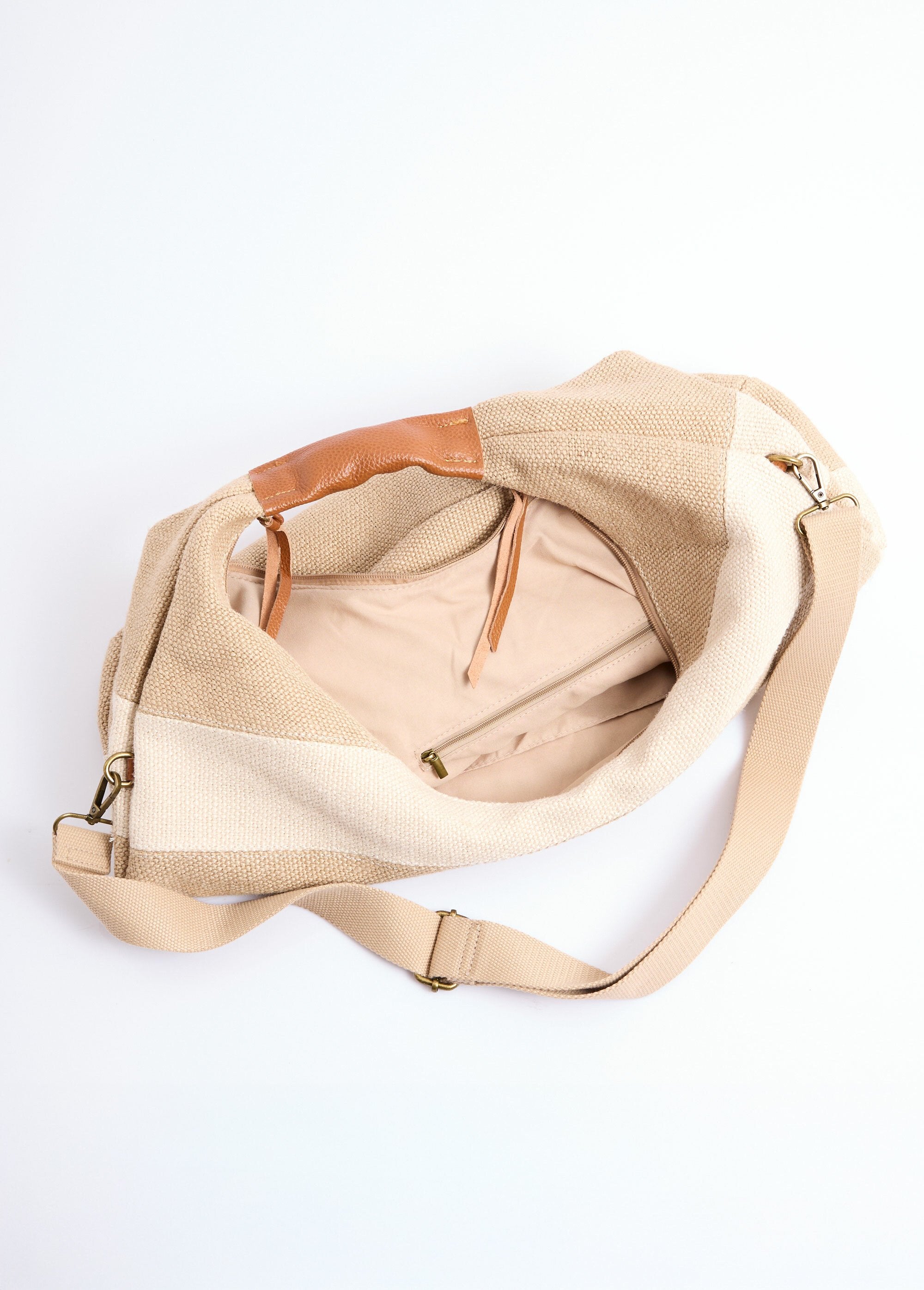 Grote_gestreepte_jute_boodschappentas_+_leren_details_Beige_DE2_slim