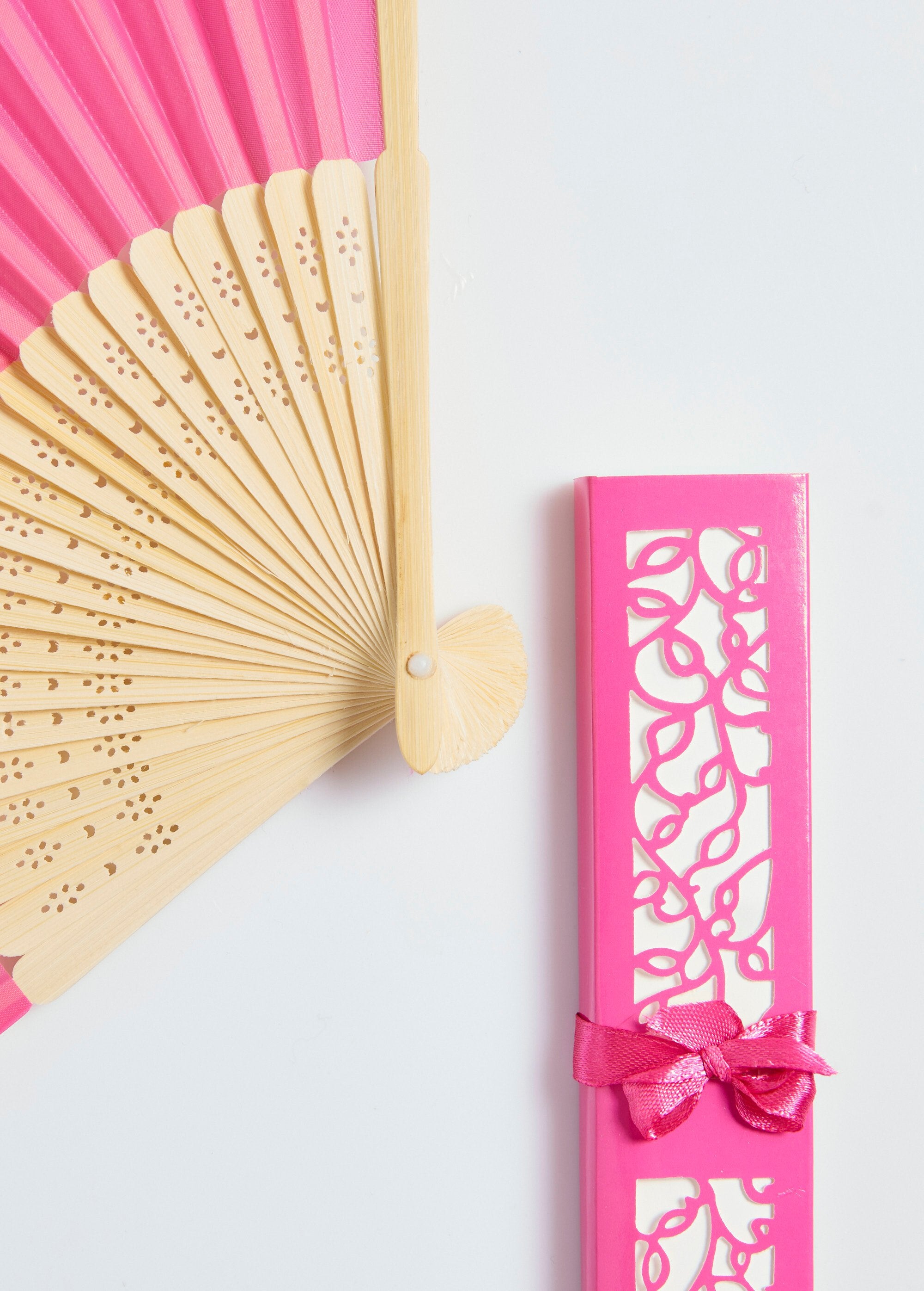 Bamboe_ventilator_en_geschenkverpakking_Fuchsia_DE2_slim