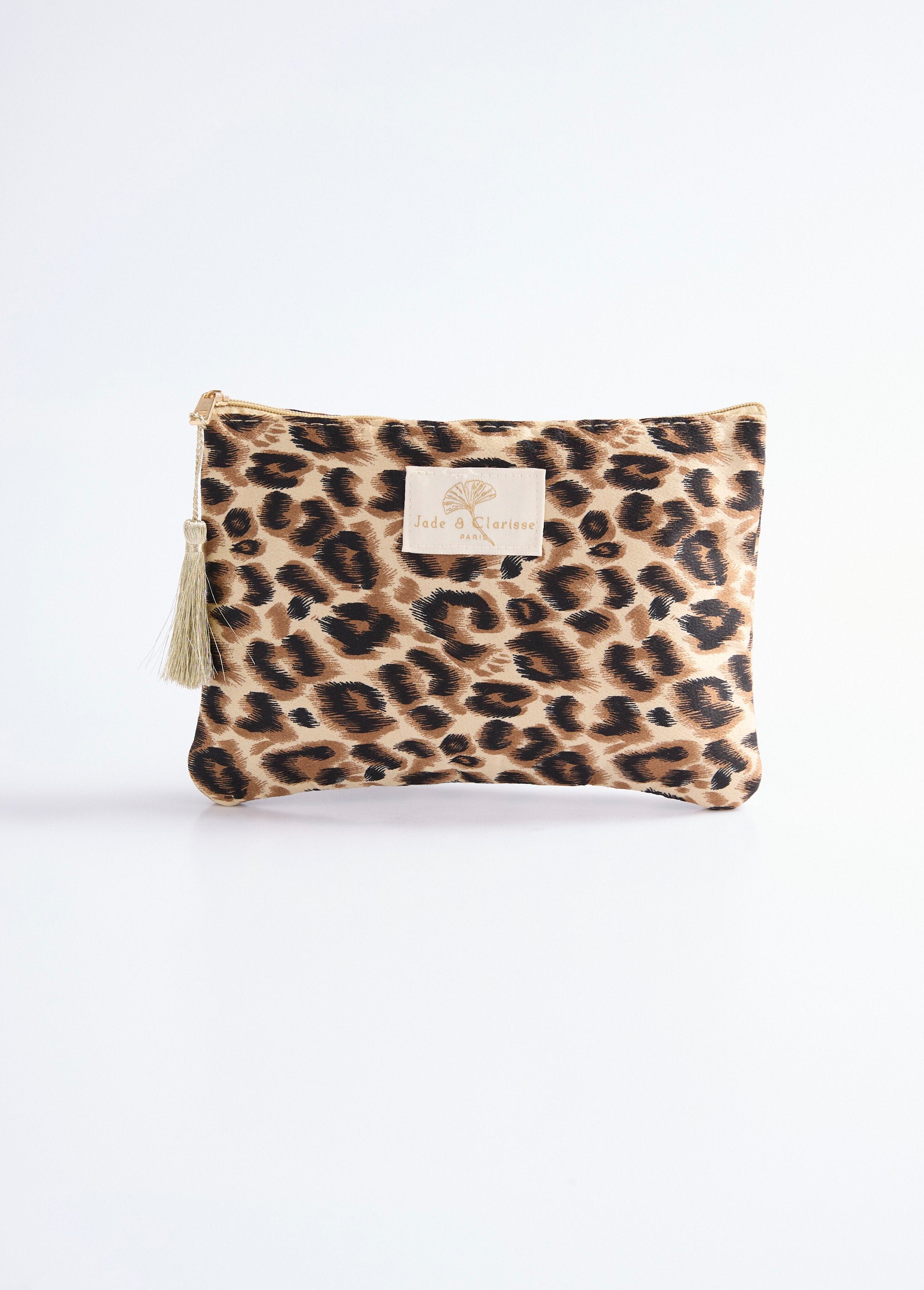 Klein_satijnen_tasje_met_rits_Leopard_DE2_slim