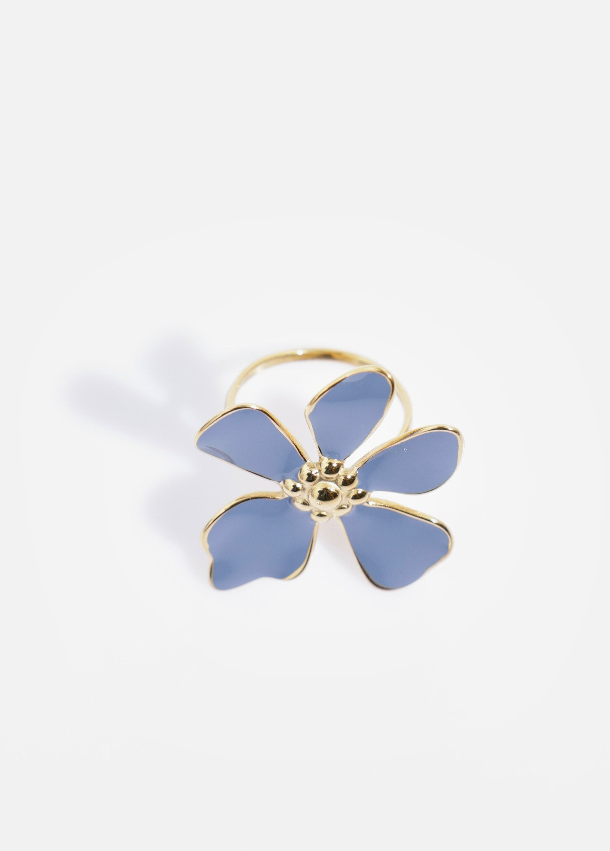 Ring_van_roestvrij_staal_met_azuurblauw_bloemmotief_Dore_et_bleu_DE1_slim