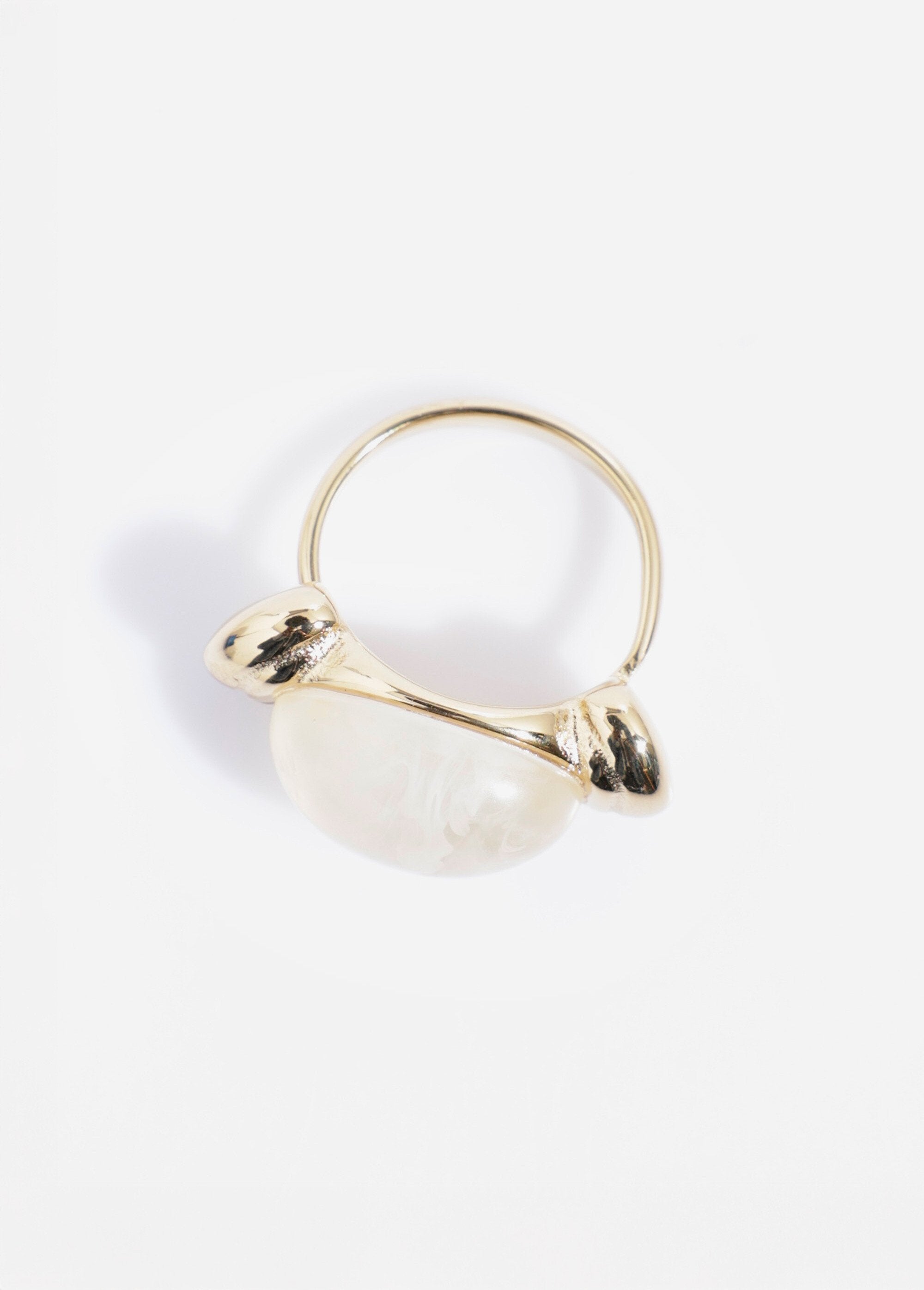 Gekleurde_parelring,_roestvrij_staal_Dore_et_blanc_FA1_slim
