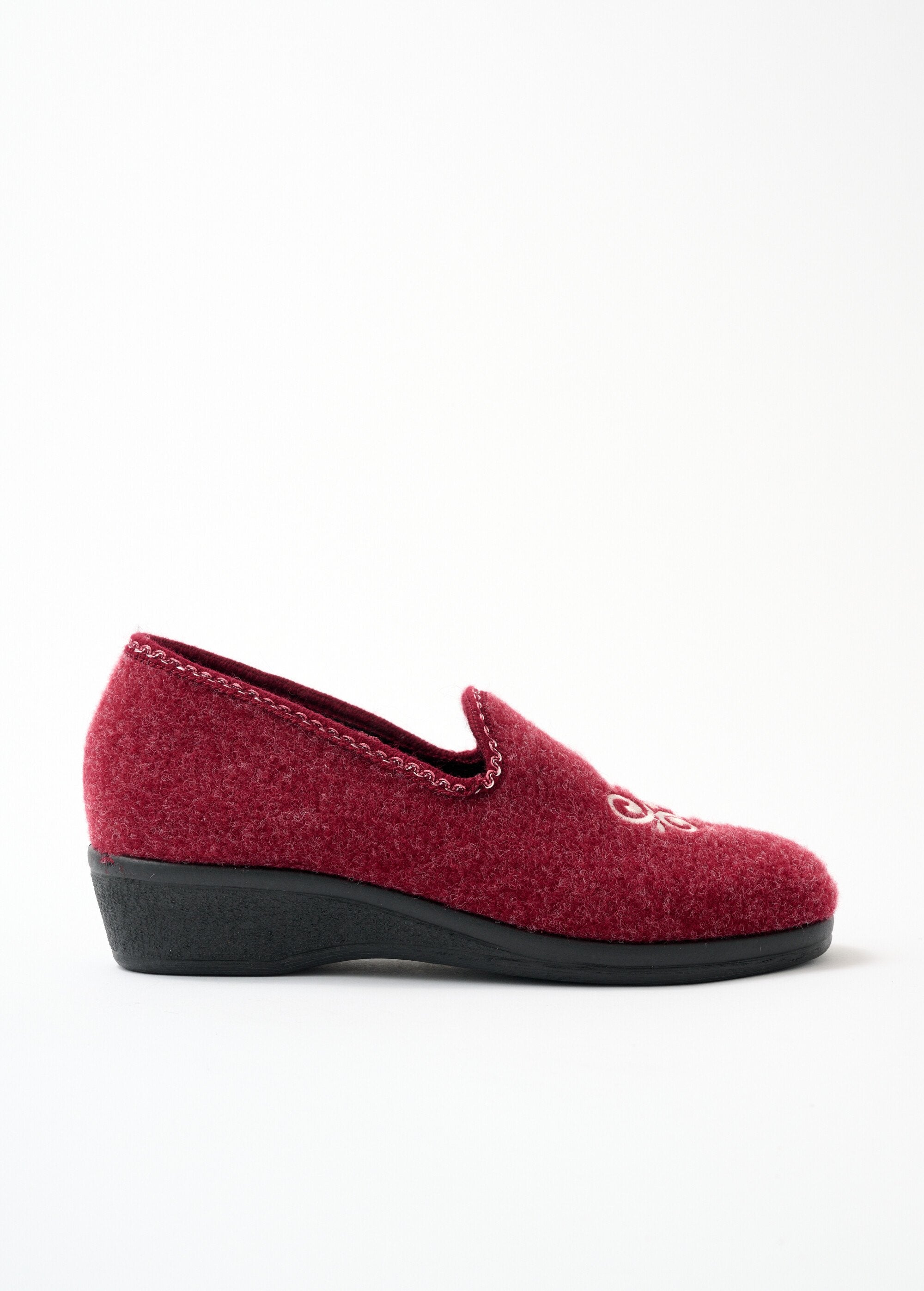 Grote_geborduurde_ballerina's_Bordeaux_DR1_slim