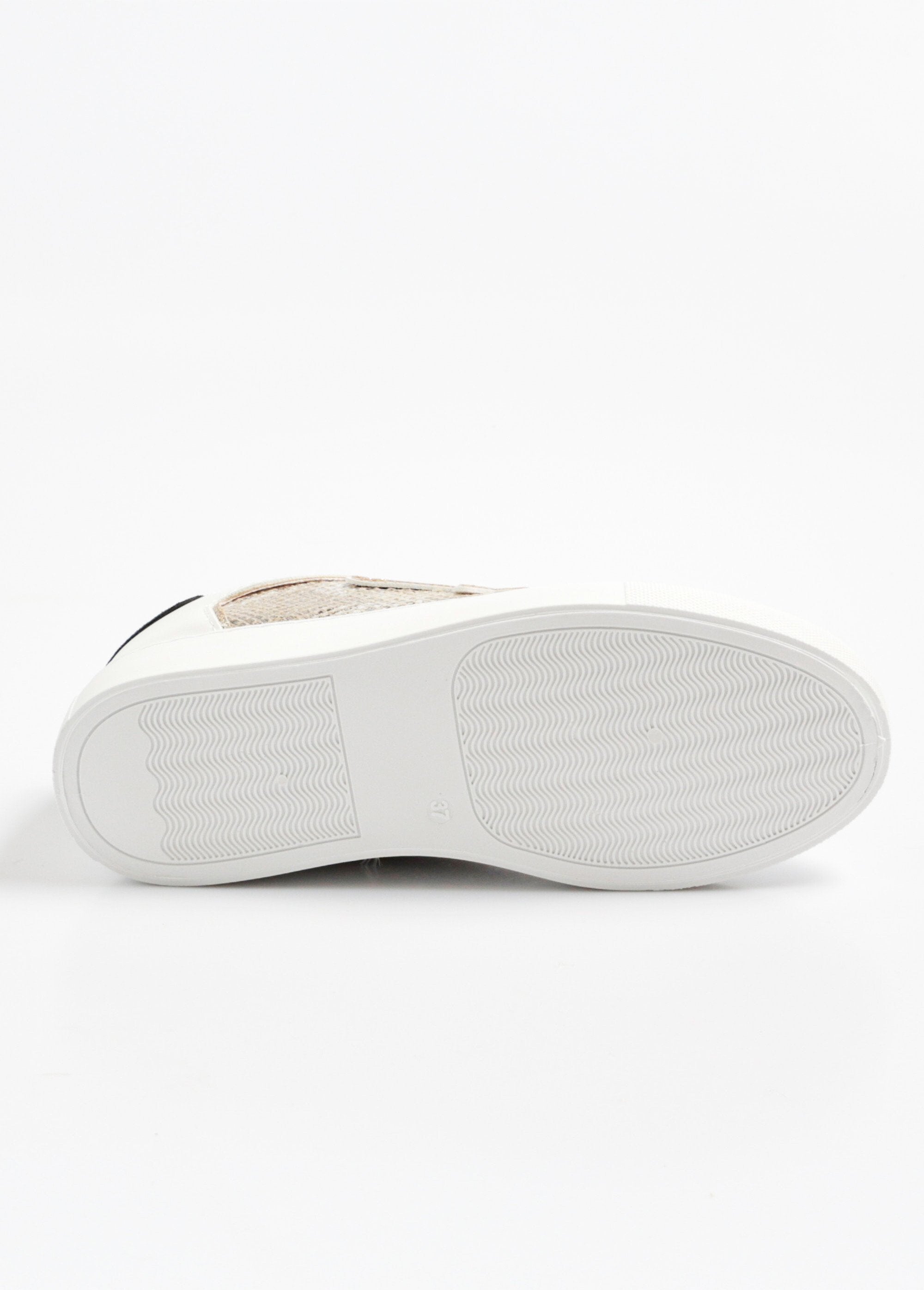 Tweekleurige_veterschoenen_in_reptiel-look_Blanc_UN1_slim