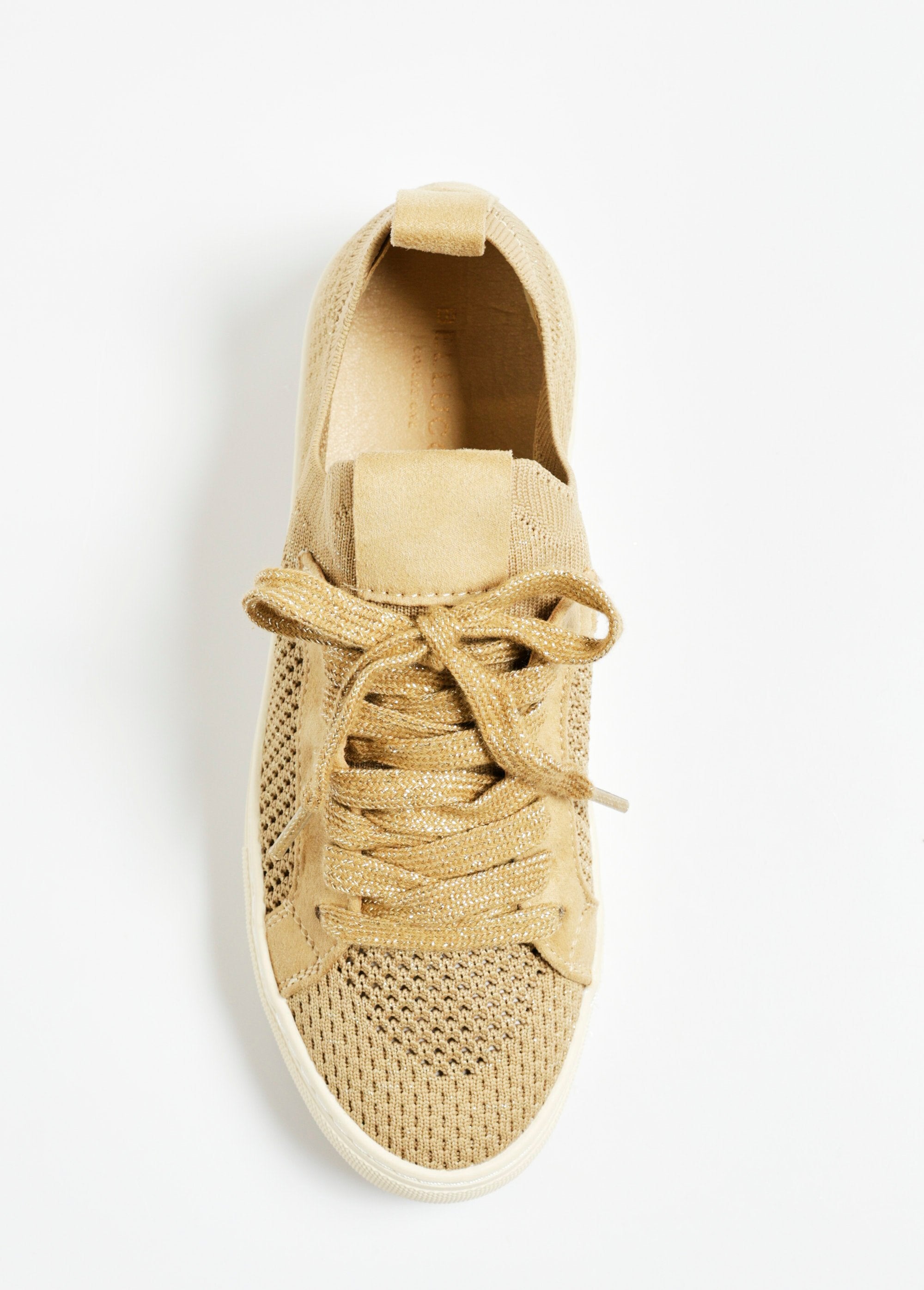 Opengewerkte_gympen_van_mesh_met_veters_Beige_OV1_slim
