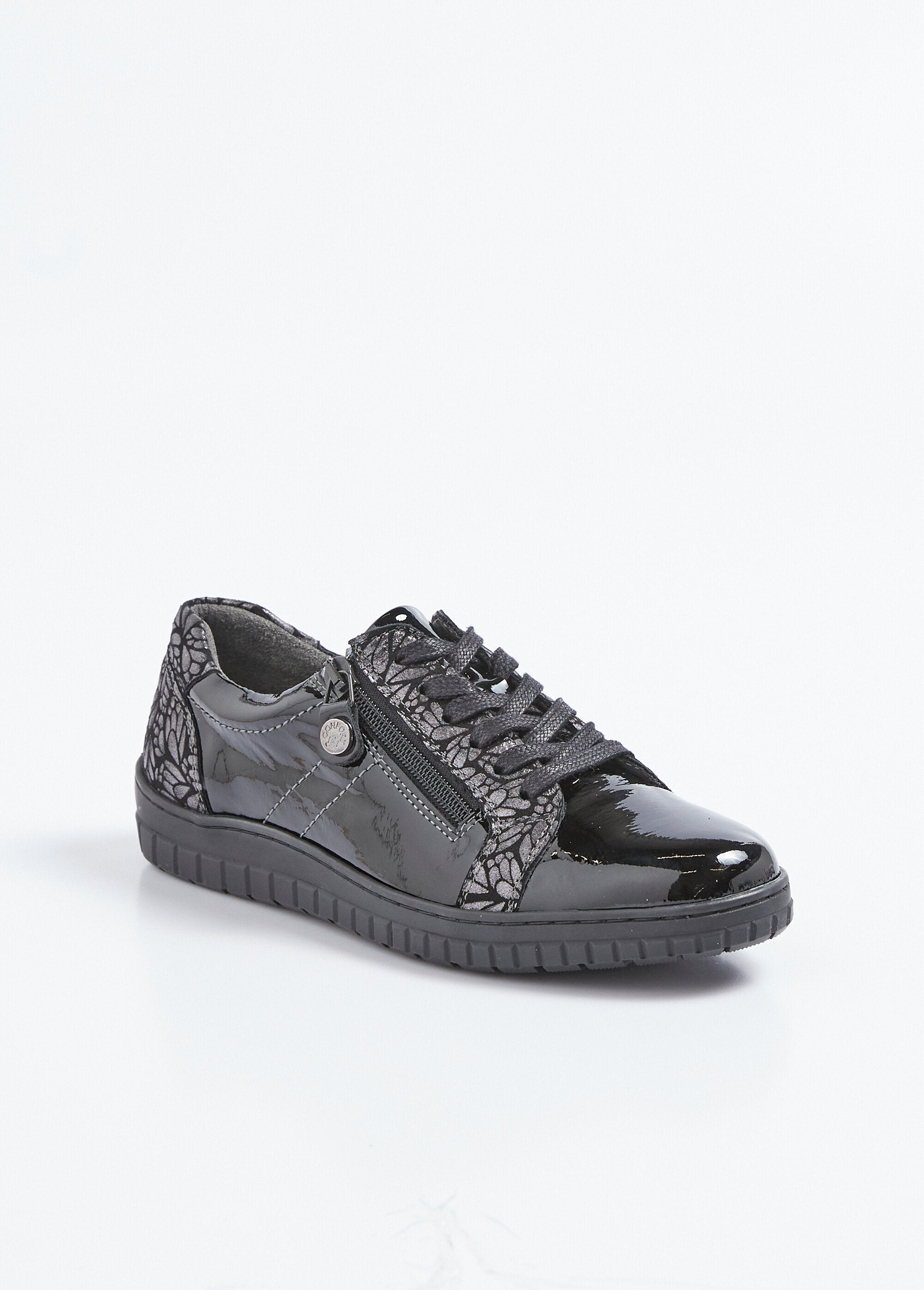 Brede_comfort_veterschoenen_met_ritssluiting_Zwart_FA1_slim