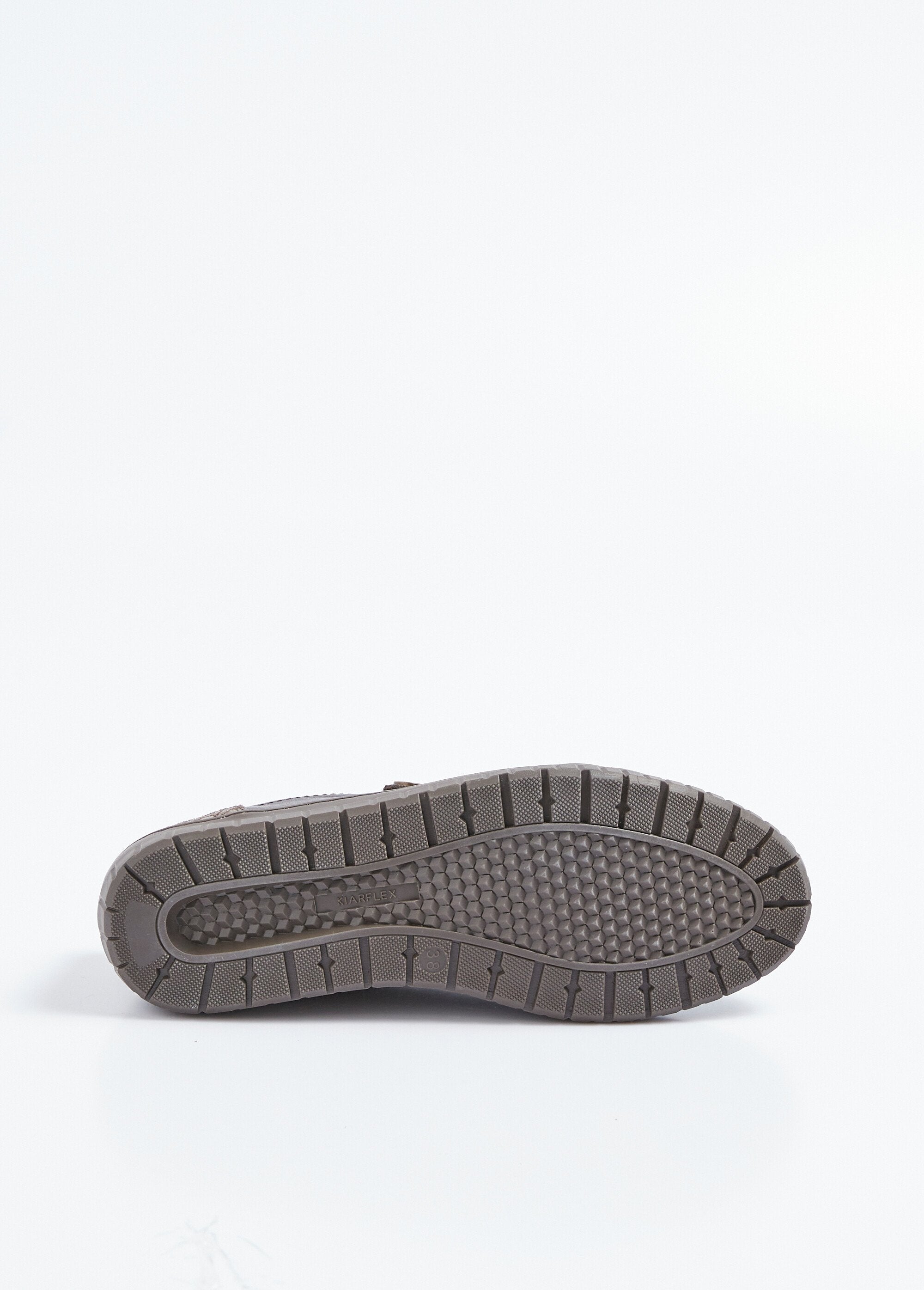 Brede_comfort_veterschoenen_met_ritssluiting_Marron_UN1_slim