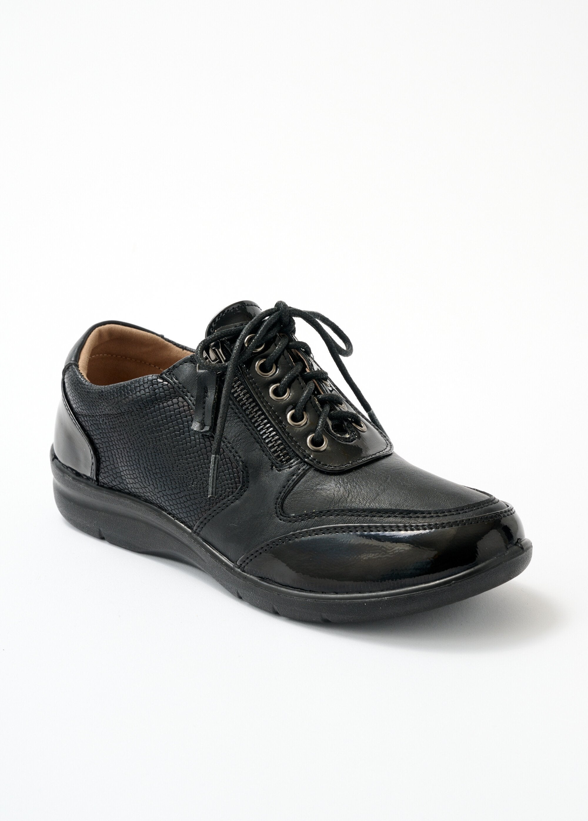 Brede_comfort_veterschoenen_met_ritssluiting_Zwart_FA1_slim