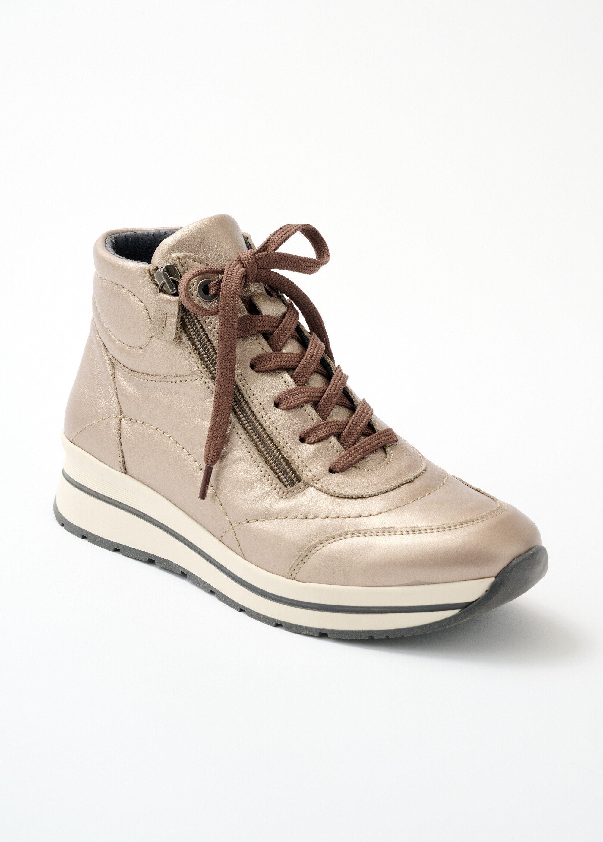 Leren_sportschoenen_met_comfortwijdte_Iriserend_beige_FA1_slim