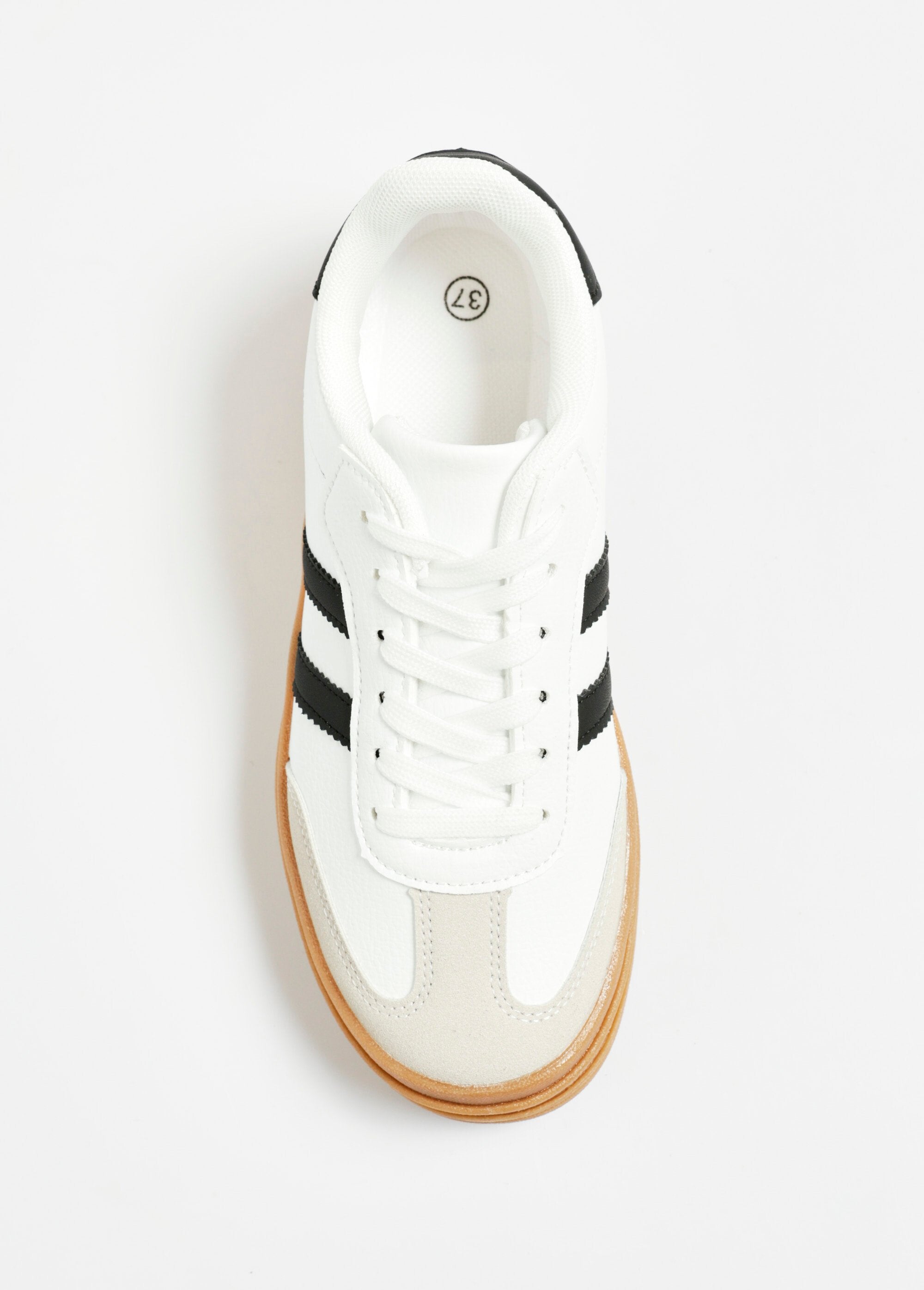 Tweekleurige_suède_gympen_in_retrostijl_Blanc_OV1_slim
