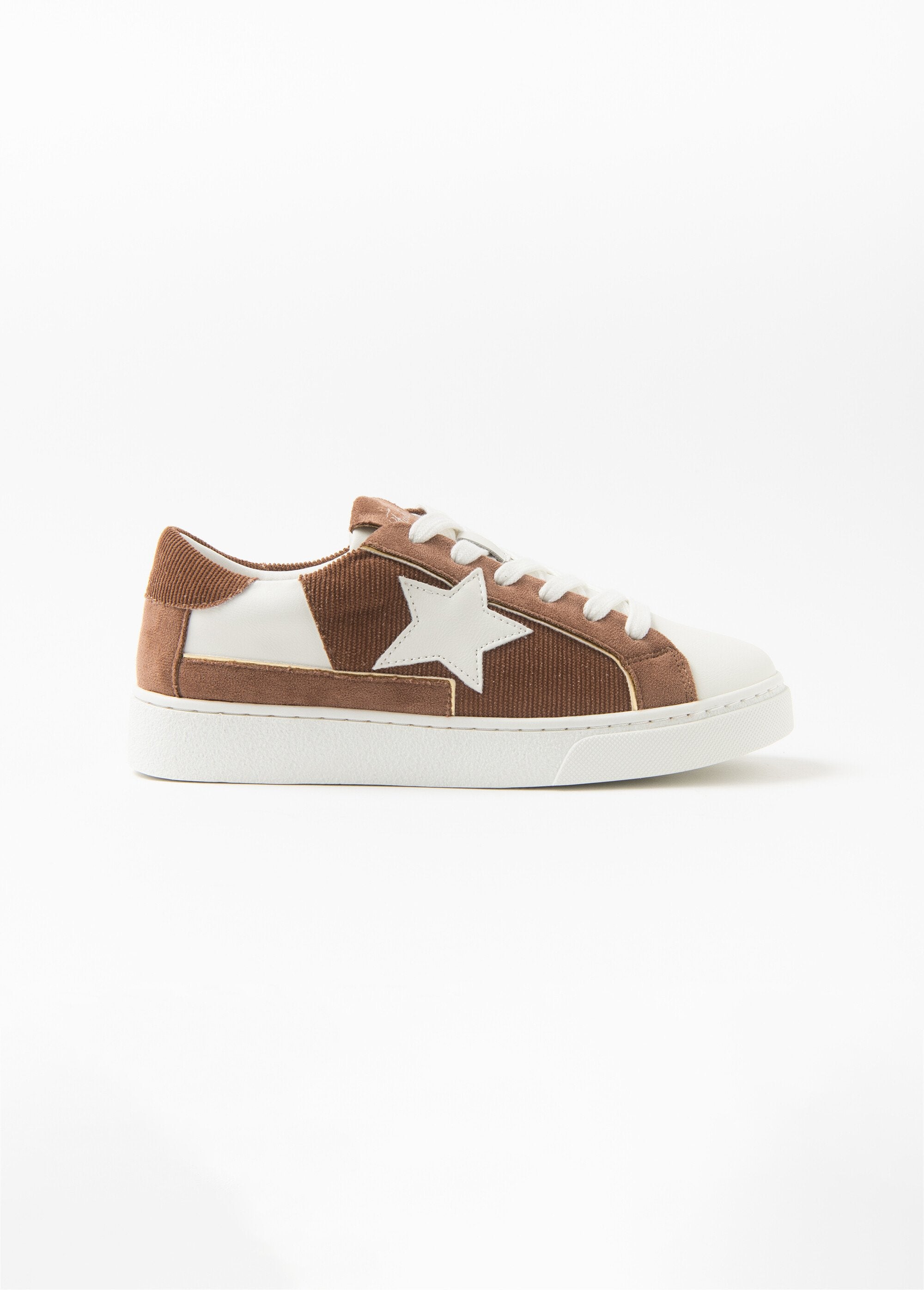 Taupe_en_witte_stertrainers_Vieux_rose__DR1_slim