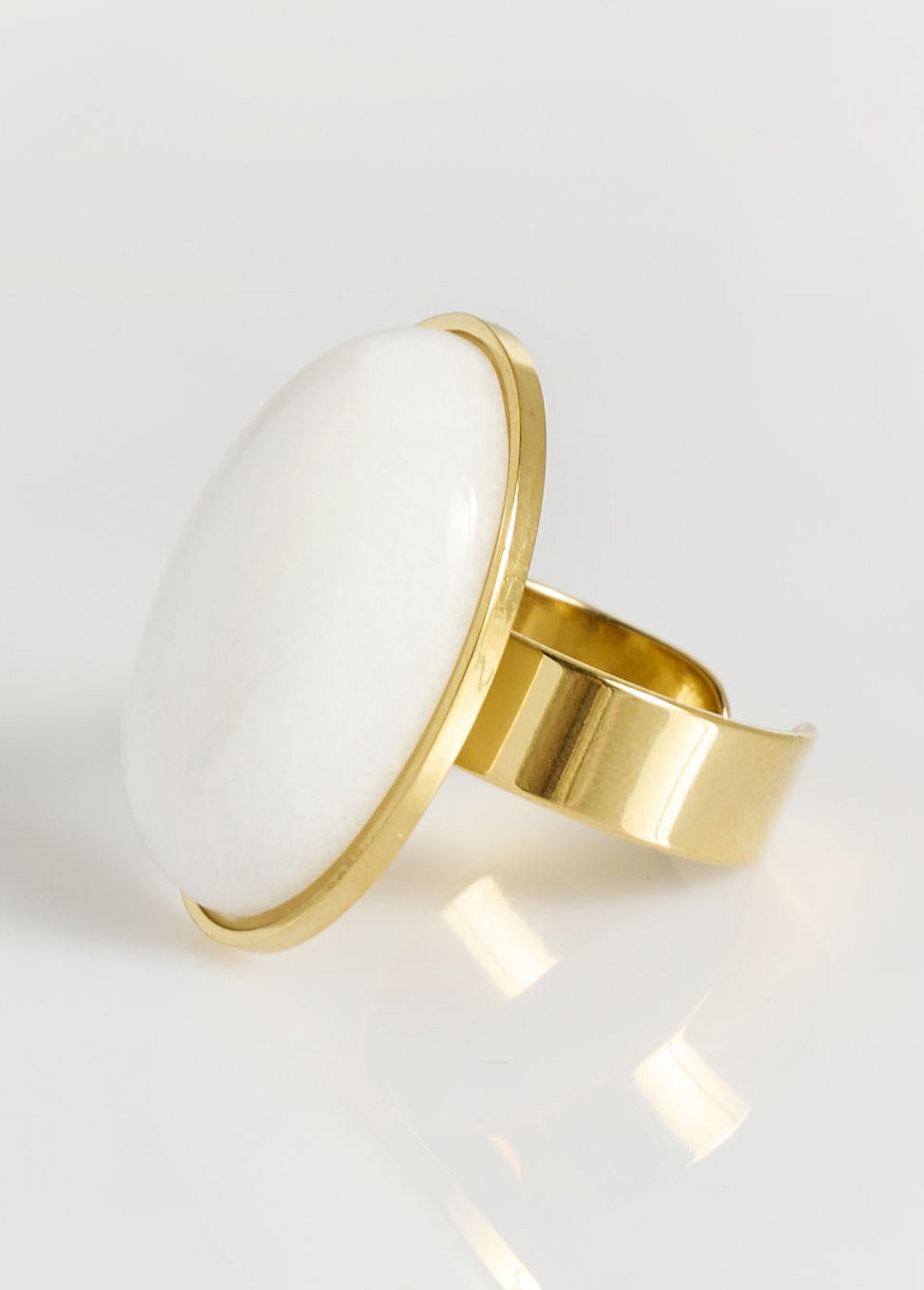Bague_acier_inox_avec_médaillon_résine_Blanc_FA1_slim