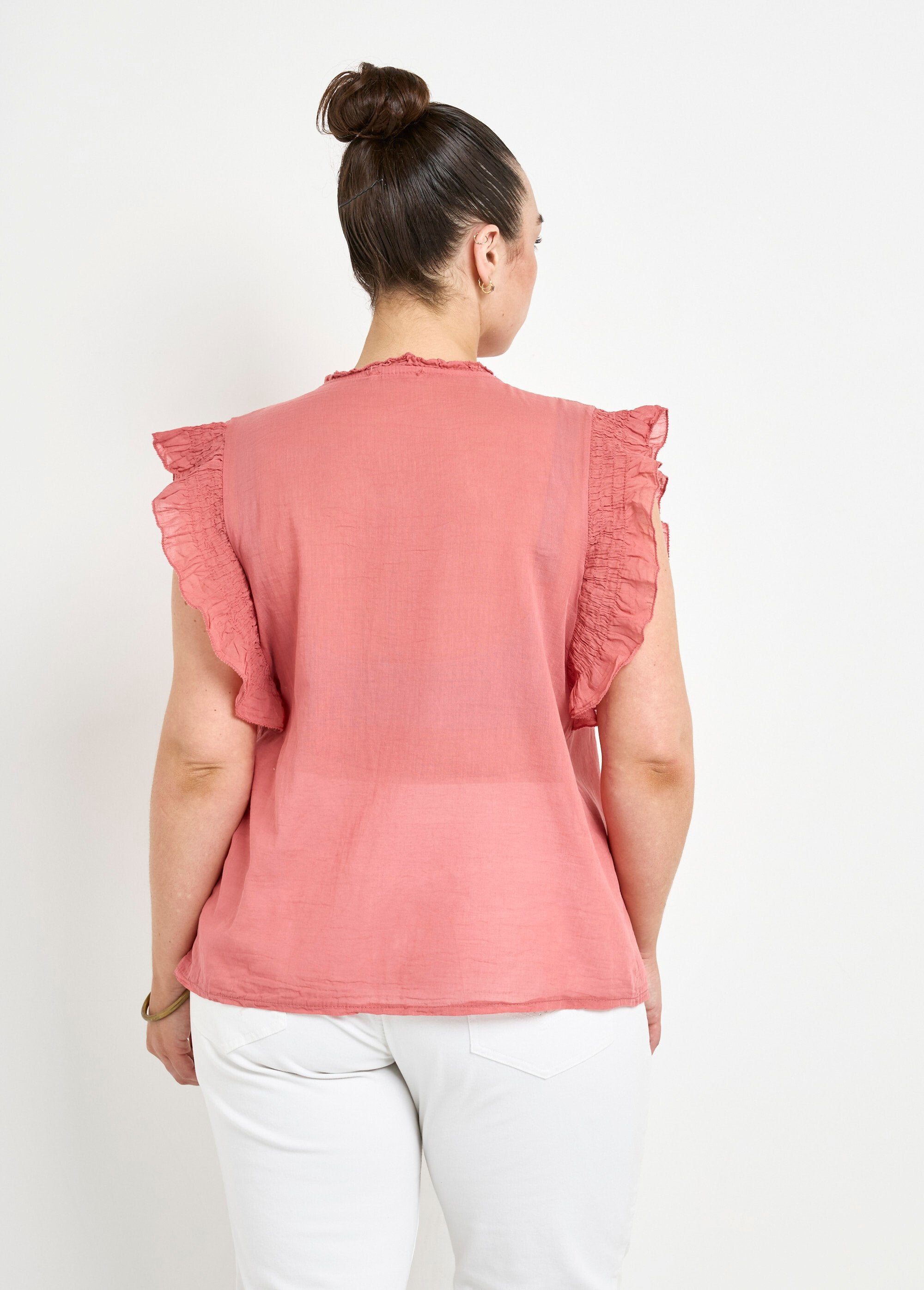 Mouwloze_blouse_van_katoenvoile_Vieux_rose_DO1_curvy