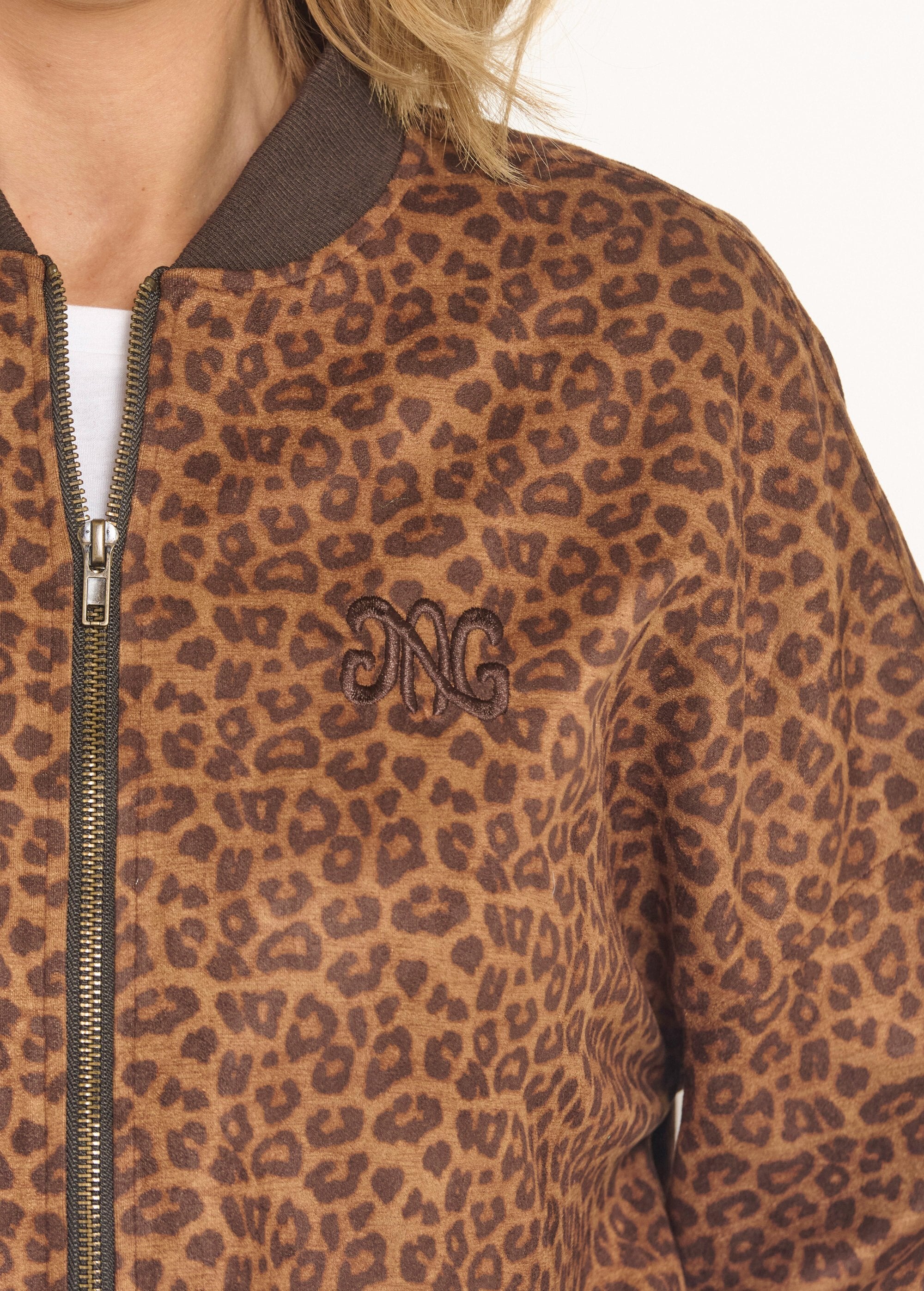 Teddyjas_met_luipaardprint_en_rits_Leopard_DE2_slim