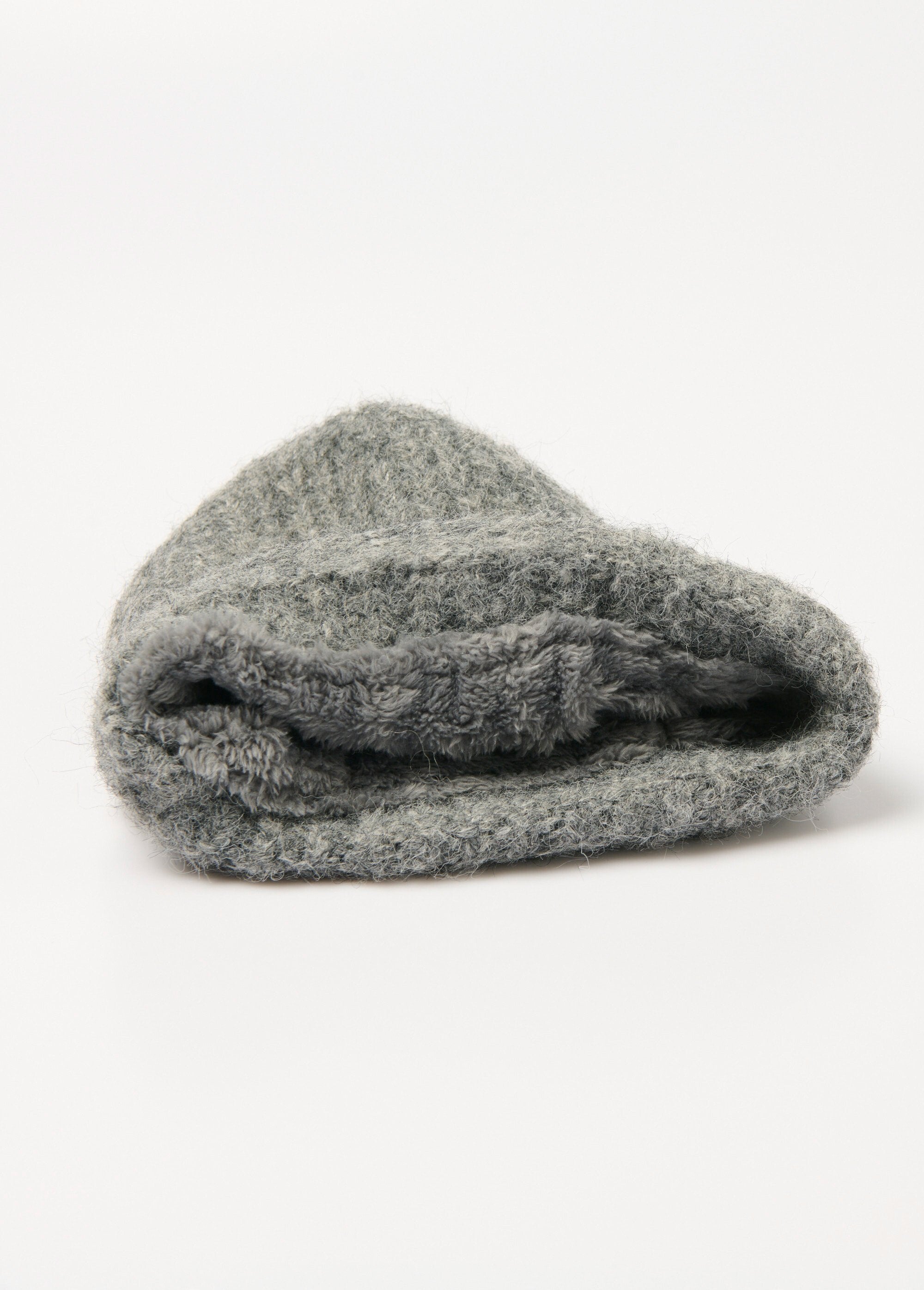 Warme_wollen_muts_met_fleece_voering_Gris_UN1_slim