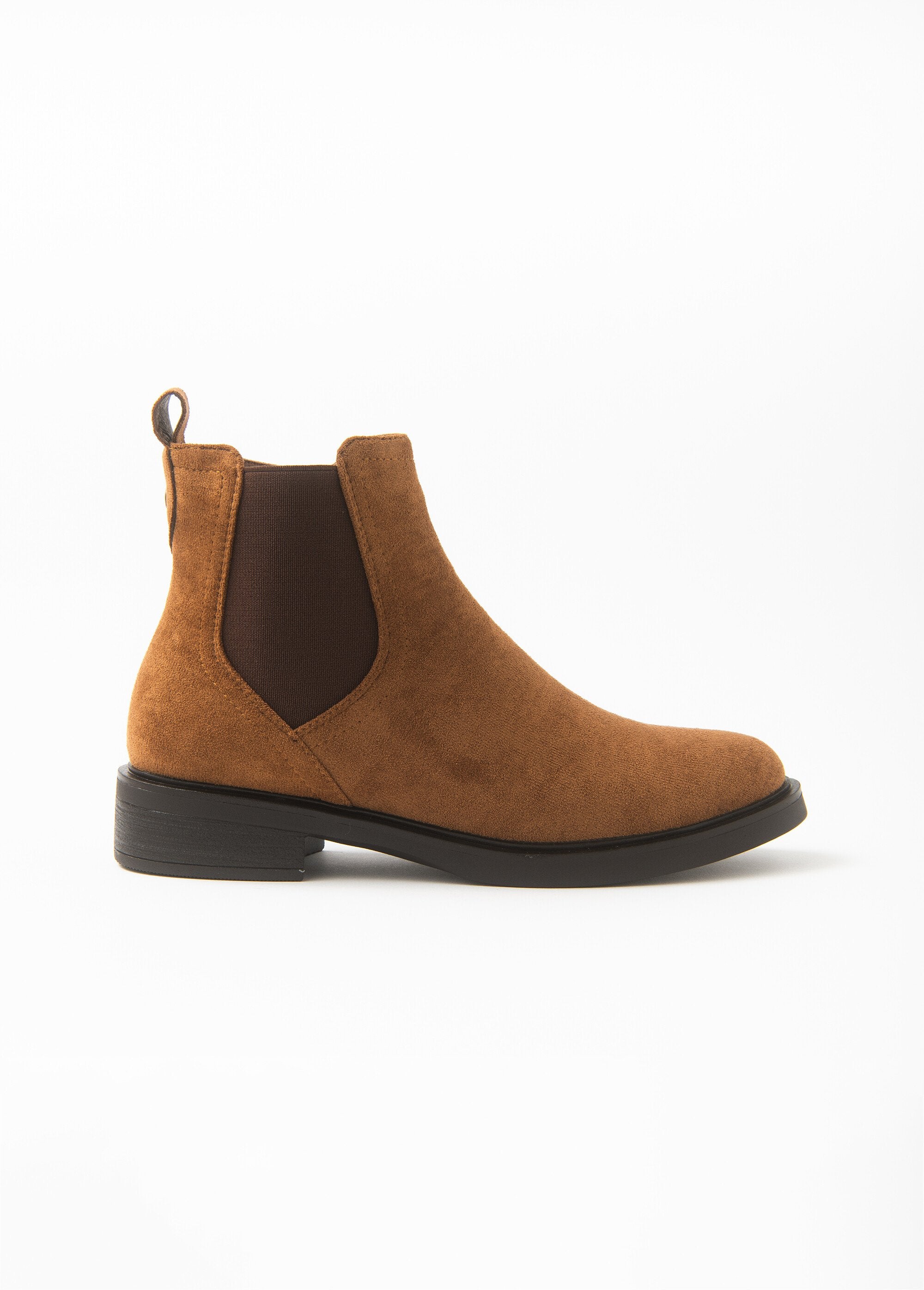 Beige_Chelsea_boots_met_elastische_zijkanten_Camel_DR1_slim