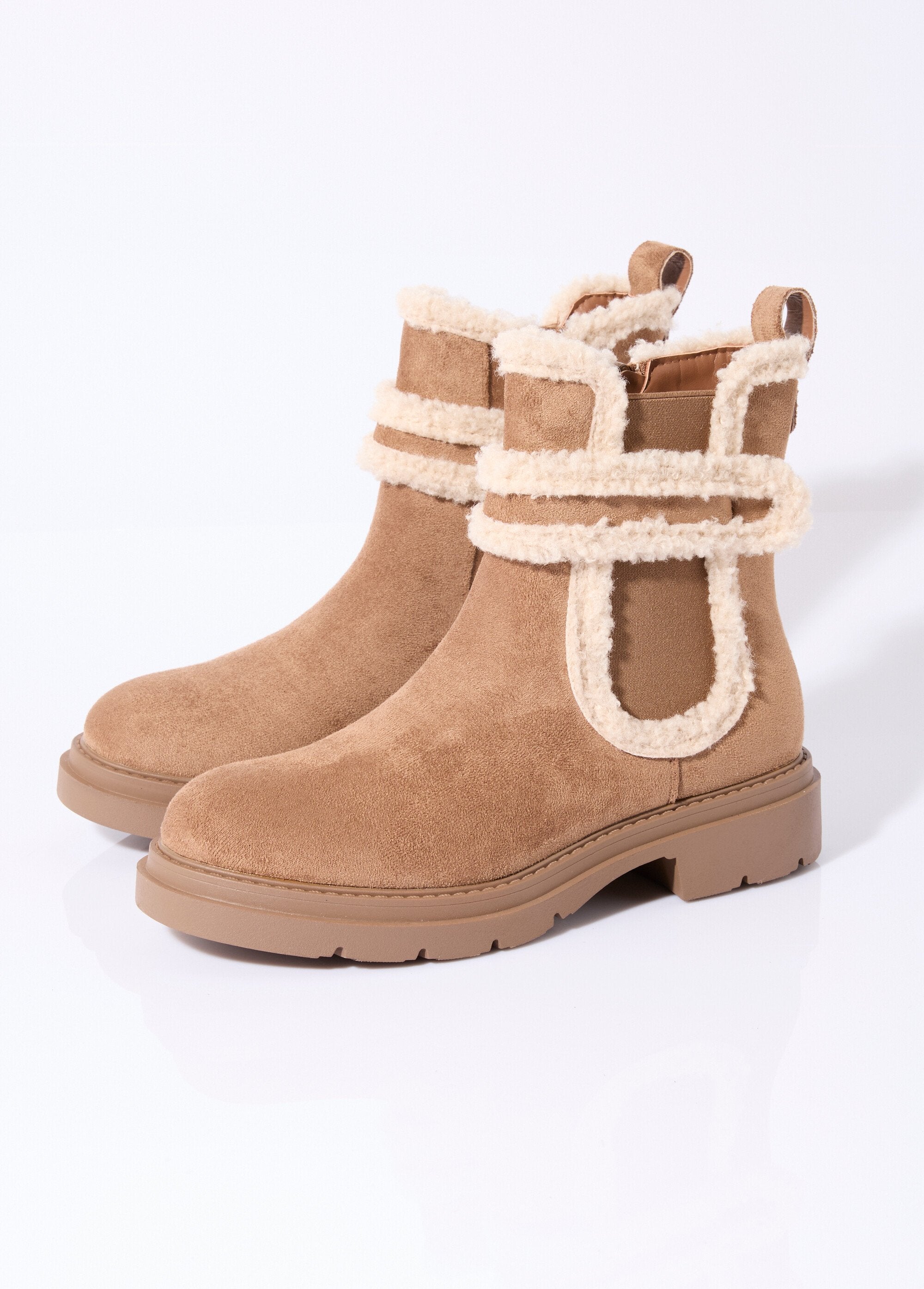 Boots_suédine_et_détails_aspect_laineux_Camel_DE1_slim