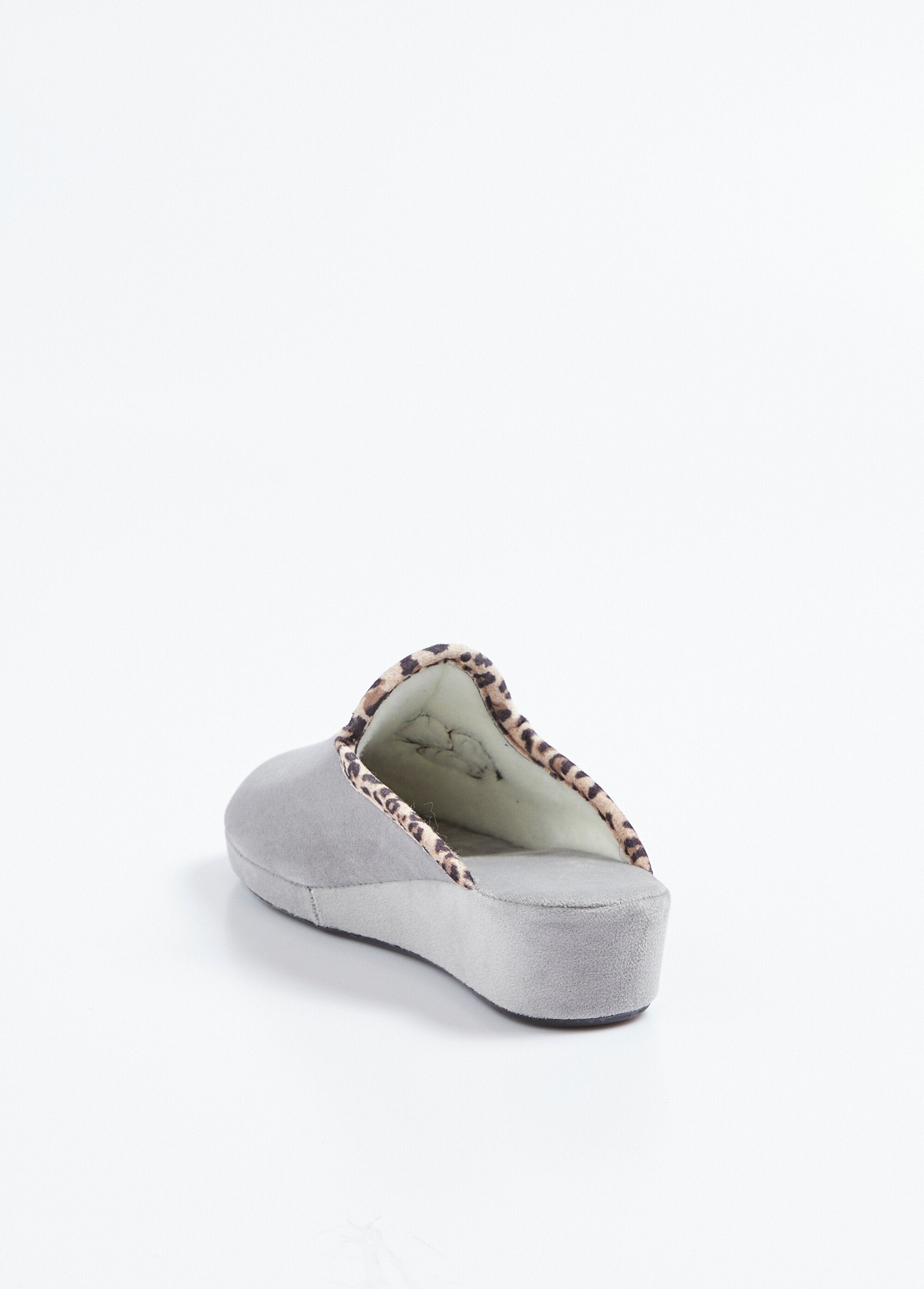 Muiltjes_comfort_breedte_fluweelachtig_textiel_Gris_DO1_slim