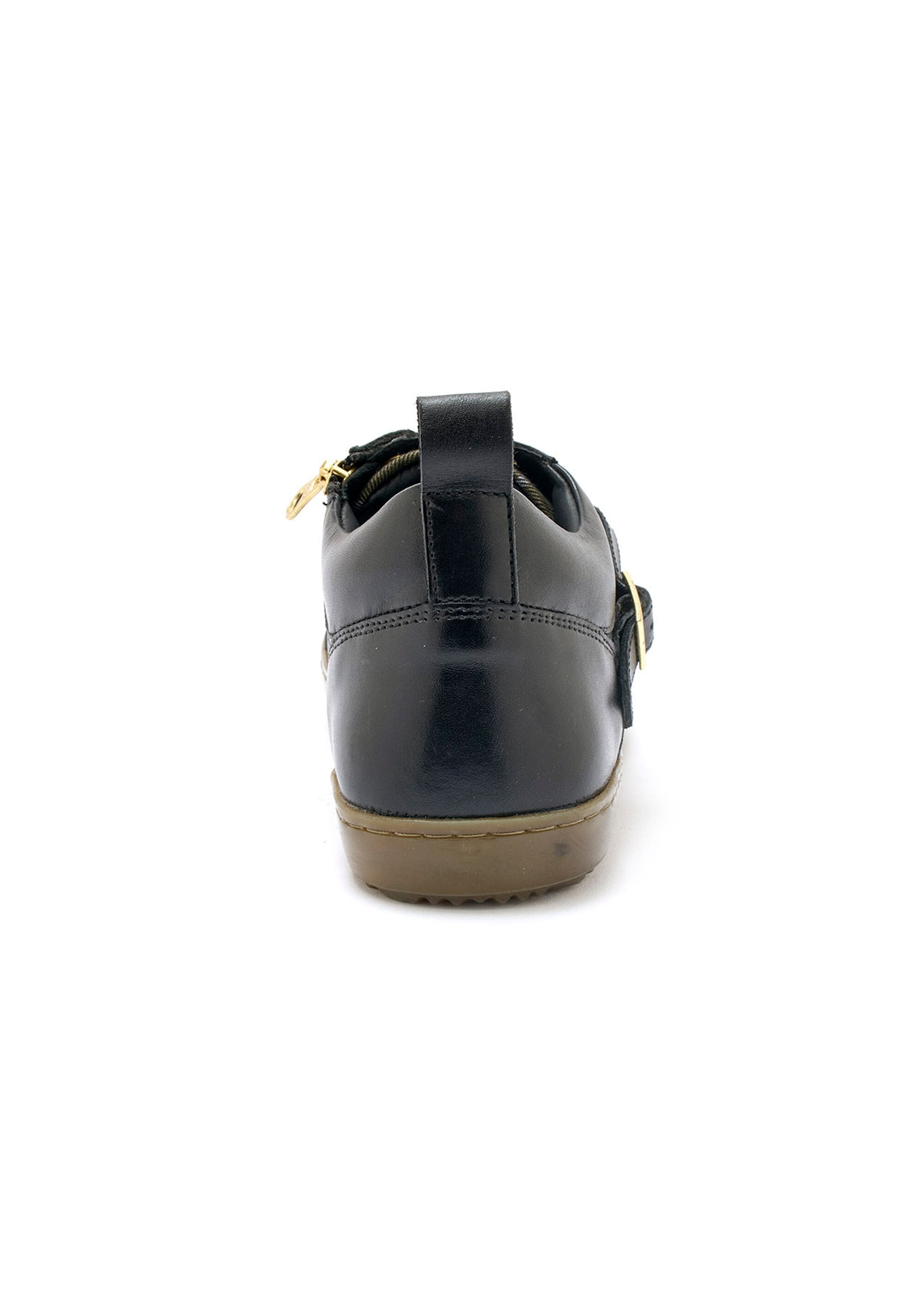 Leren_sportschoenen_met_gesp_Noir_DO1_slim