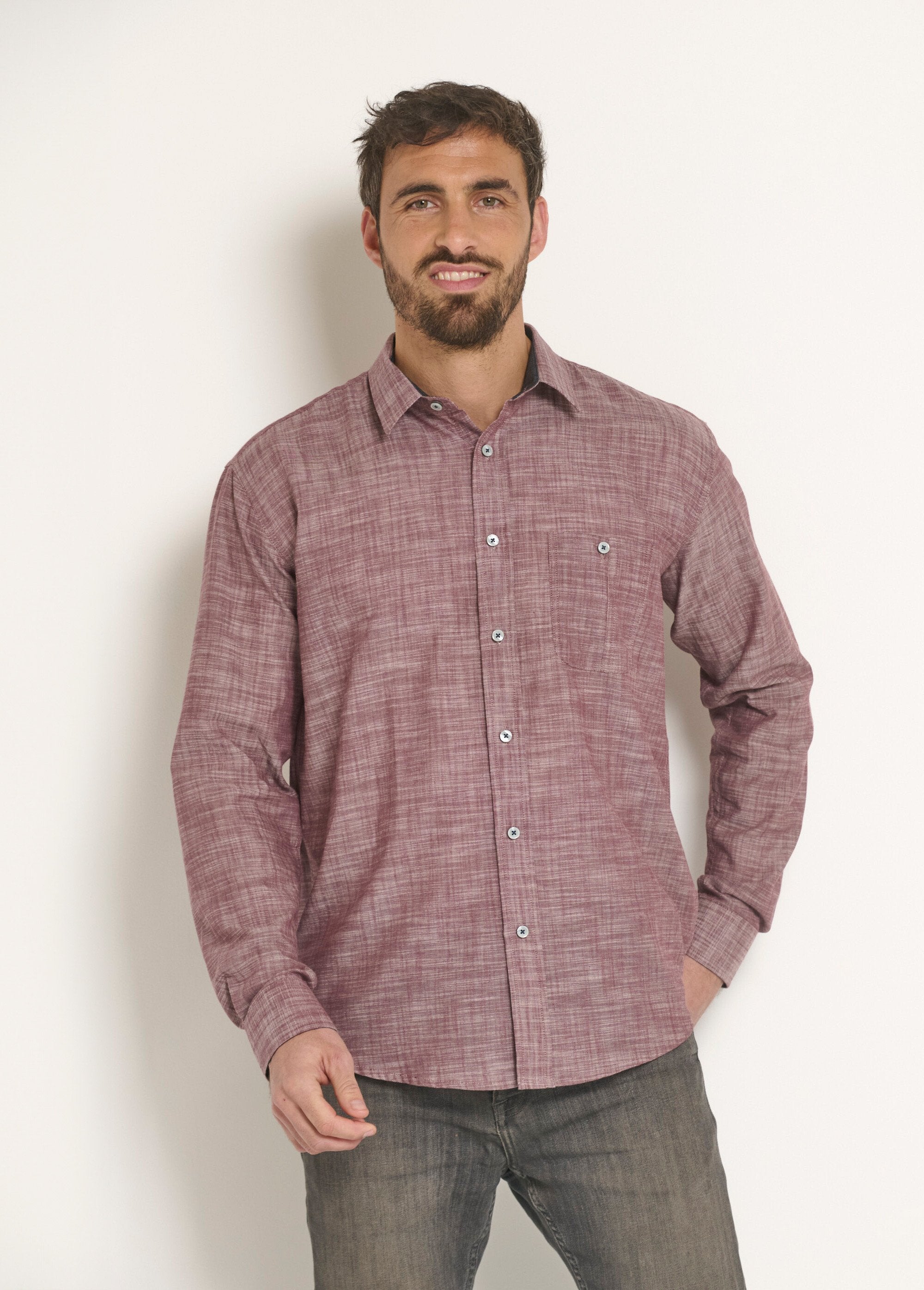 Mooi_shirt_met_contrasterende_details_Bordeaux_FA1_slim