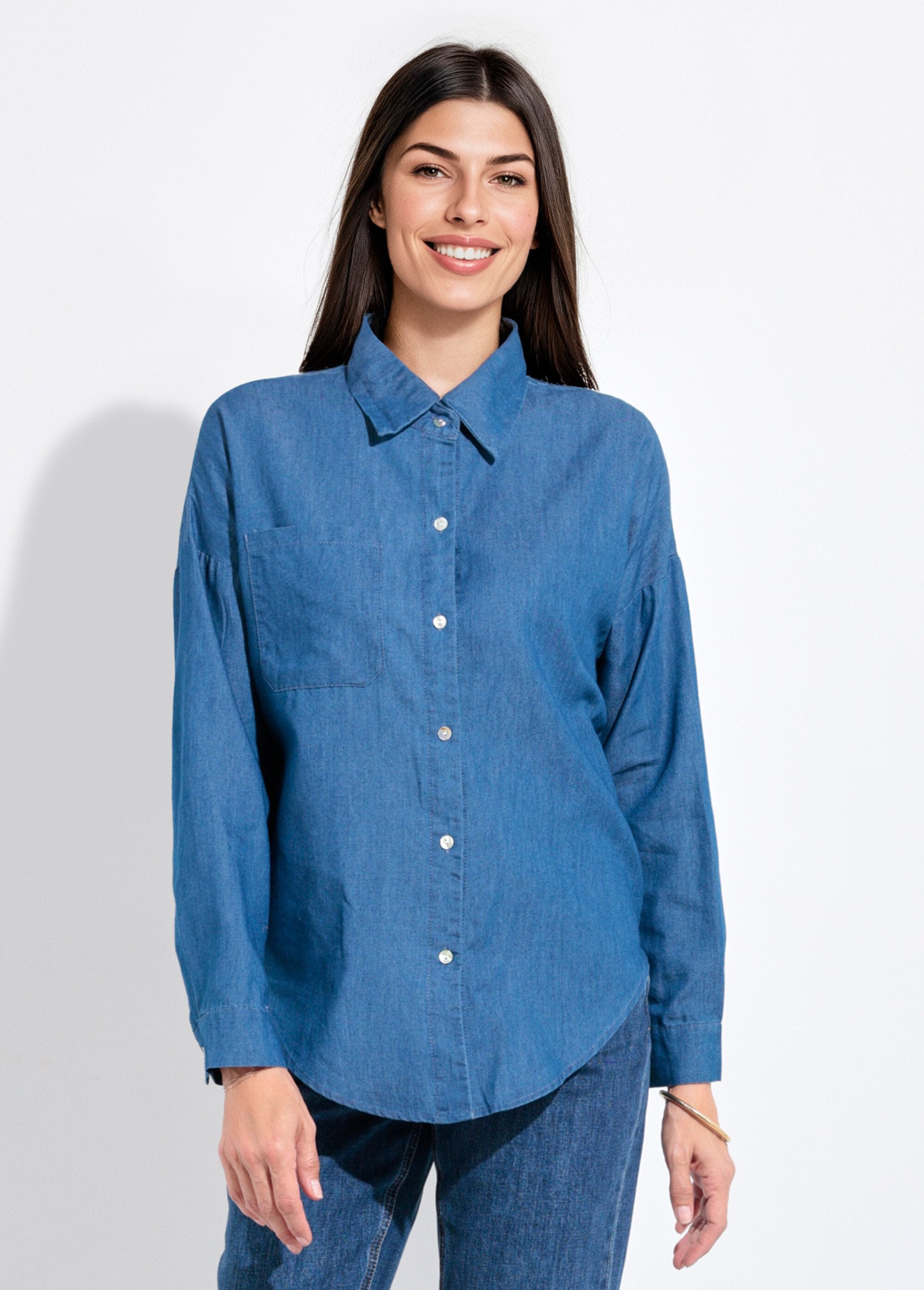 Chambray_overhemd_met_lange_mouwen_en_getailleerde_kraag_Denim_FA1_slim