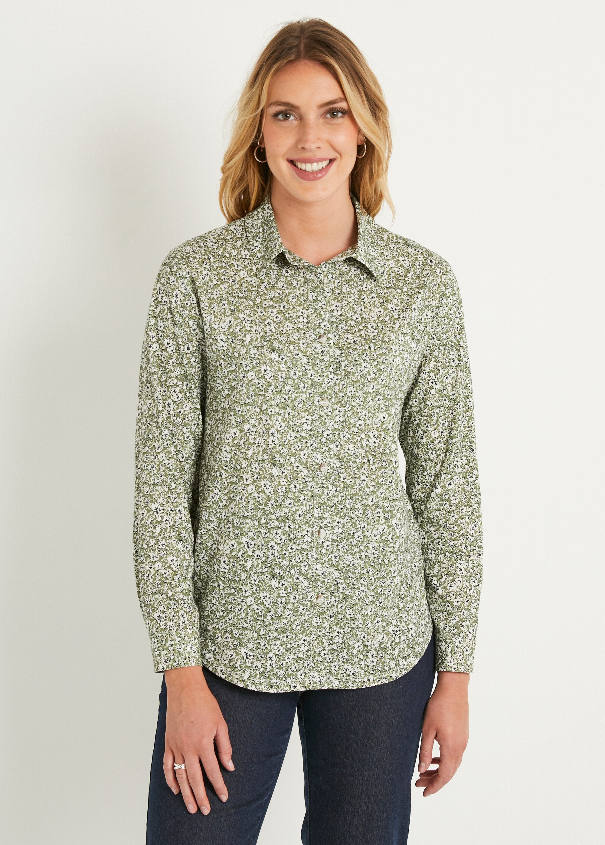 Katoenen_blouse_met_rechte_knopen_Vert_FA1_slim