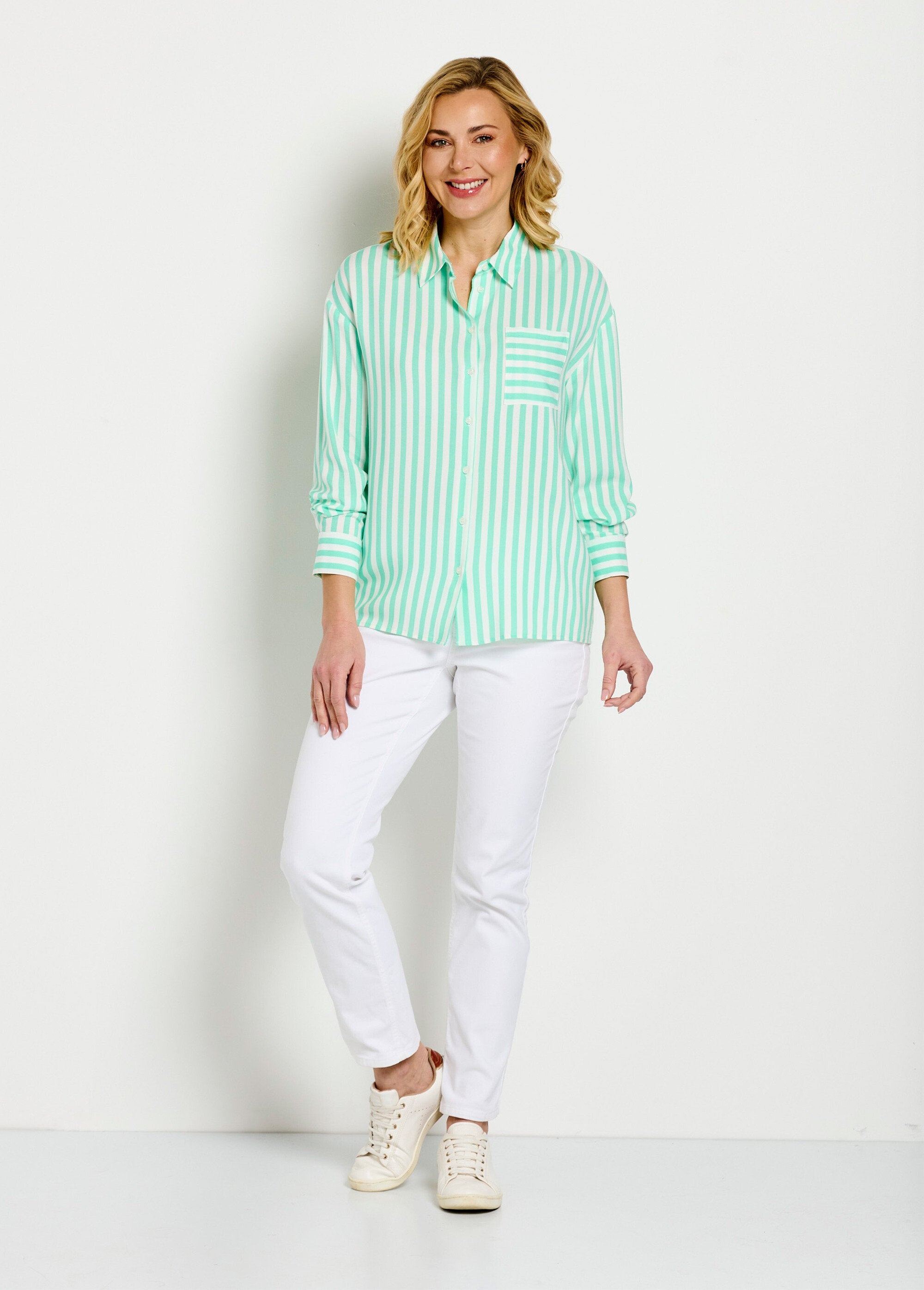 Gestreepte_vloeiende_blouse_met_lange_mouwen_Vert_et_blanc_SF1_slim