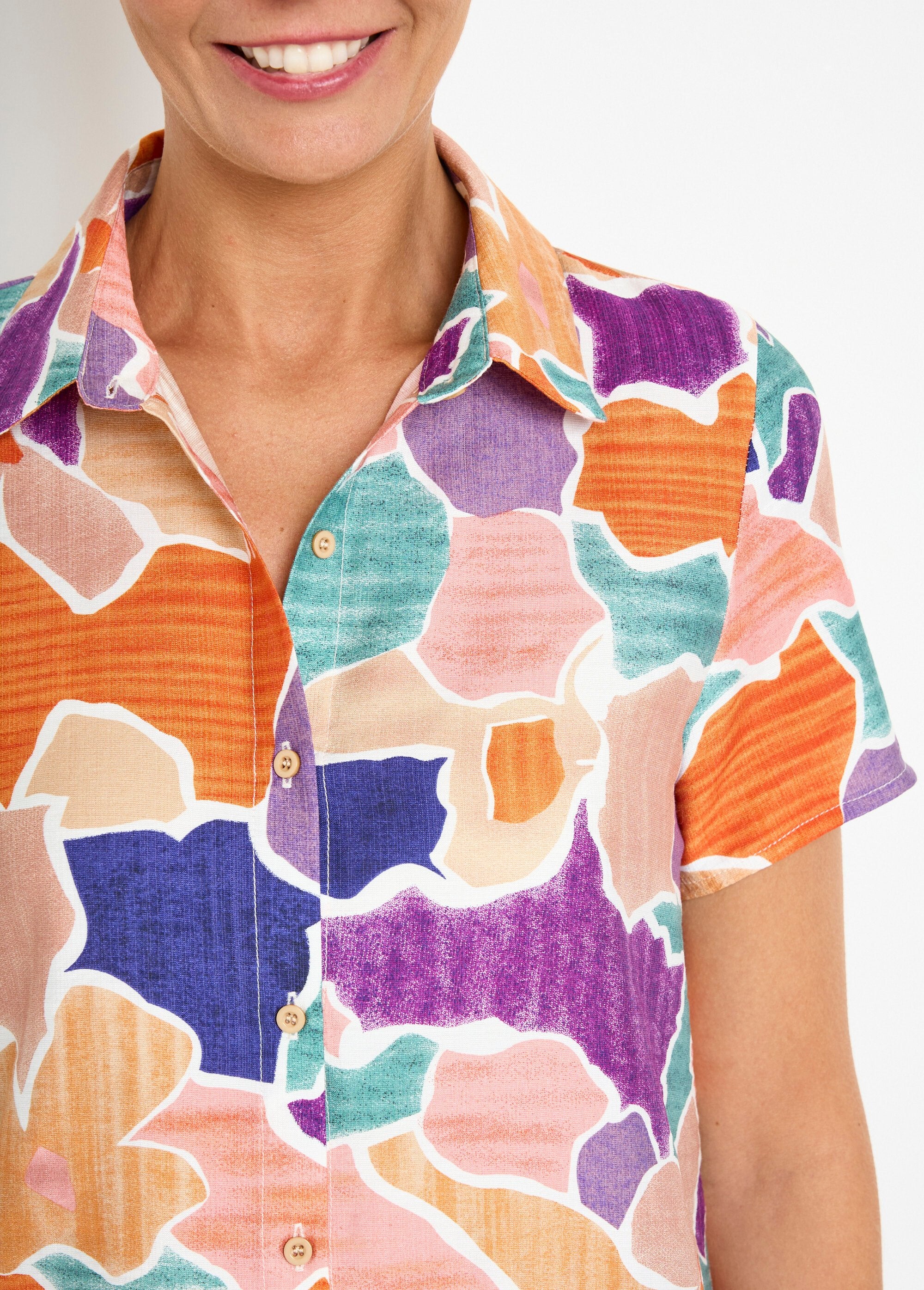 Abstracte_blouse_met_korte_mouwen_Orange_et_violet_DE1_slim