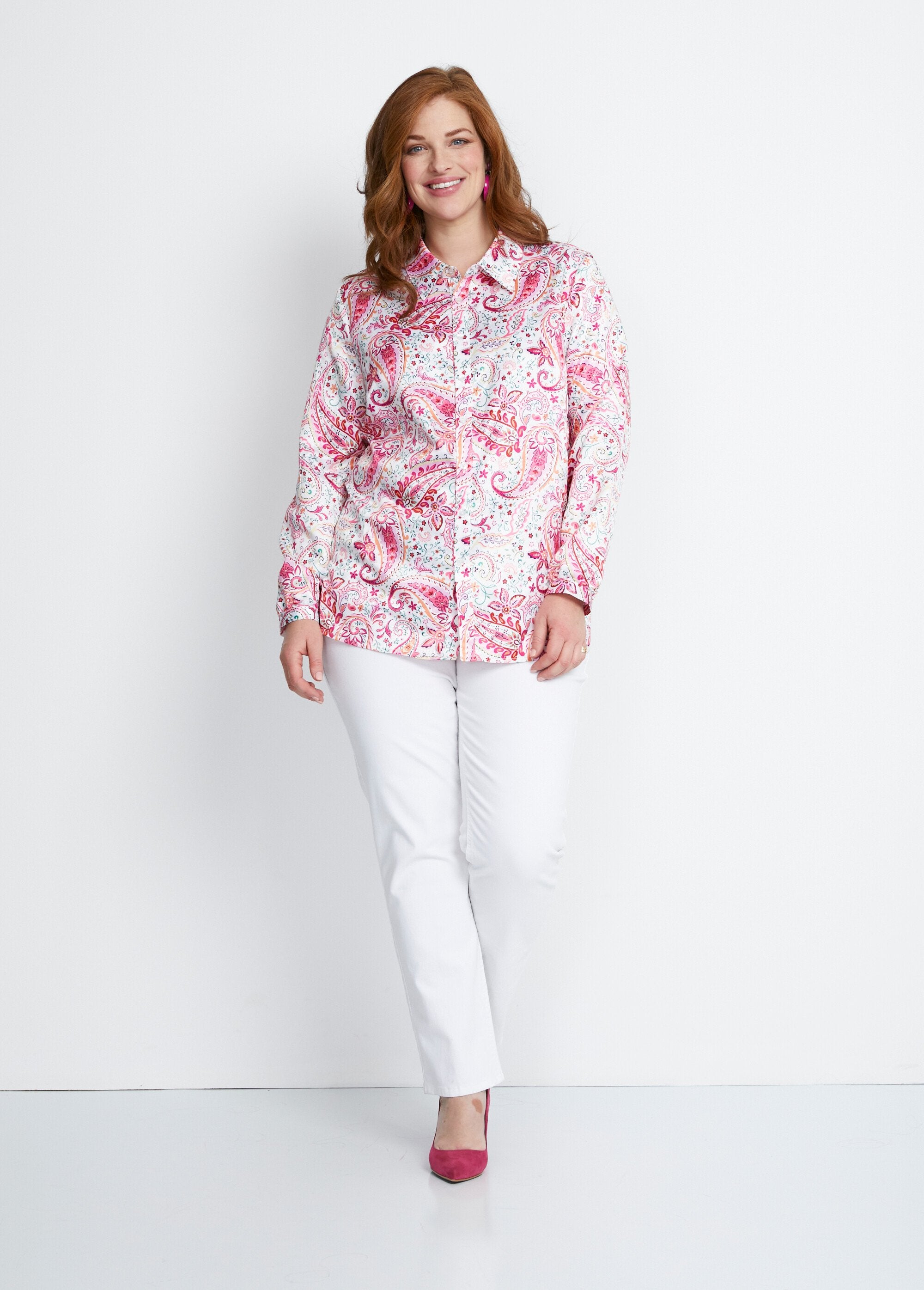 Lange_rechte_satijnen_blouse_met_knoopsluiting_Roze_imp_SF1_curvy