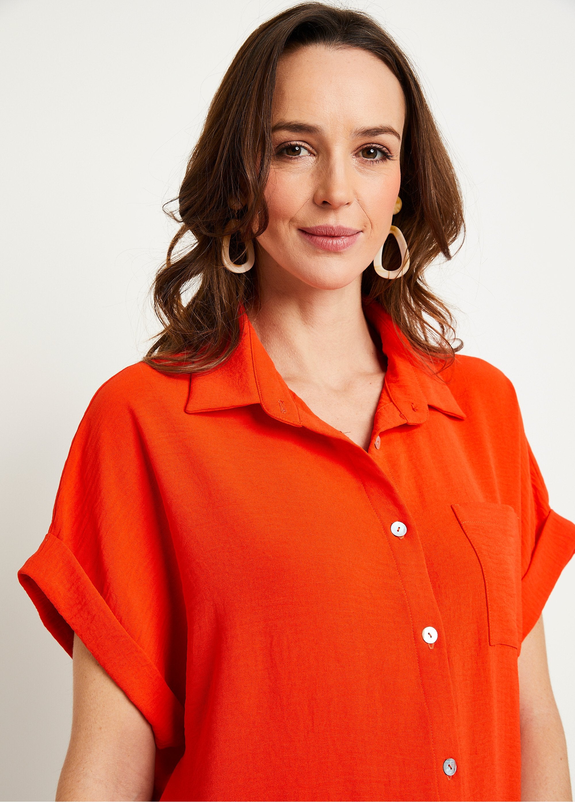 Effen_blouse_met_korte_mouwen_ORANJE_DE1_slim