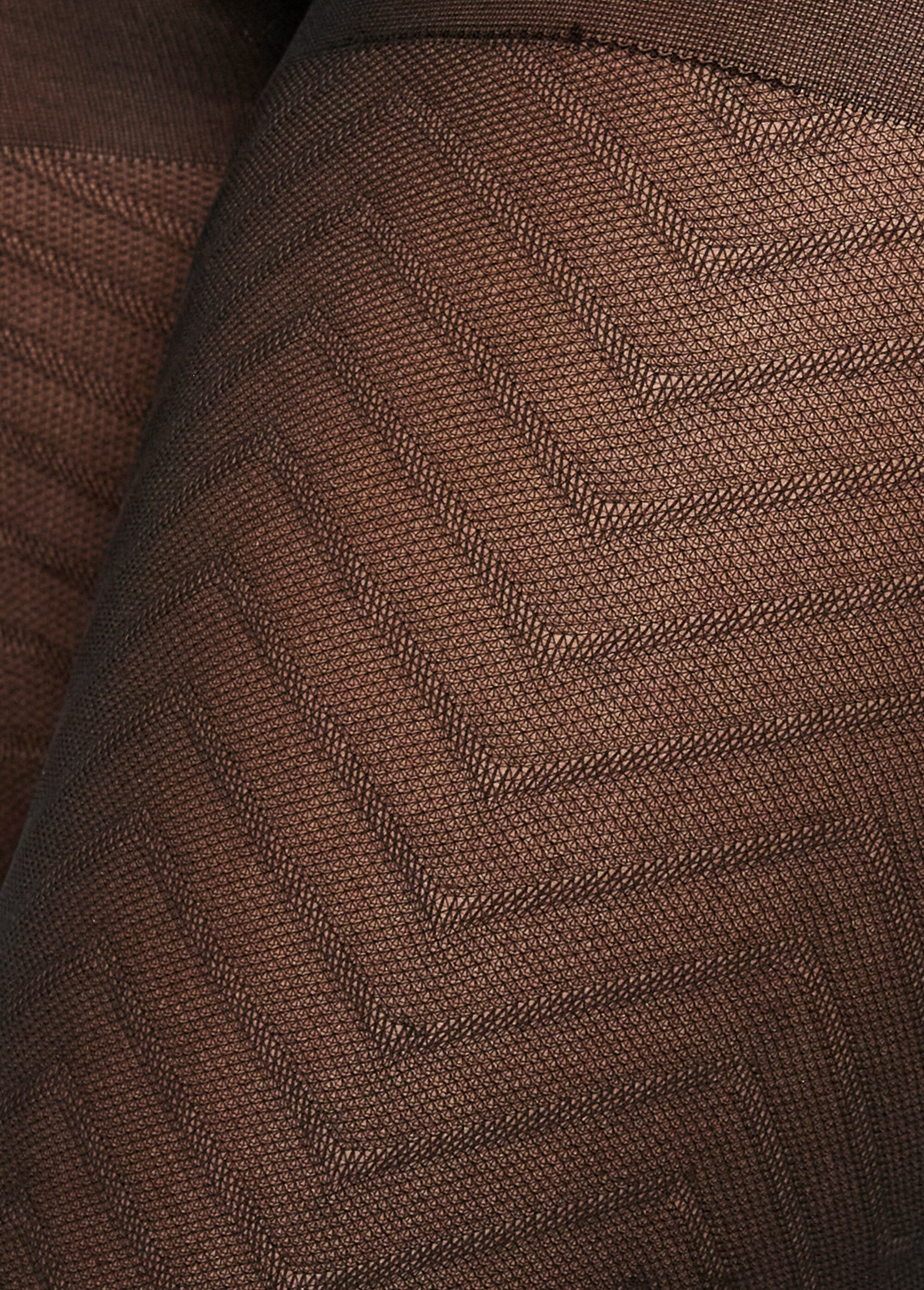 Kleine_visgraat_panty,_50_denier_Noir_DE1_slim