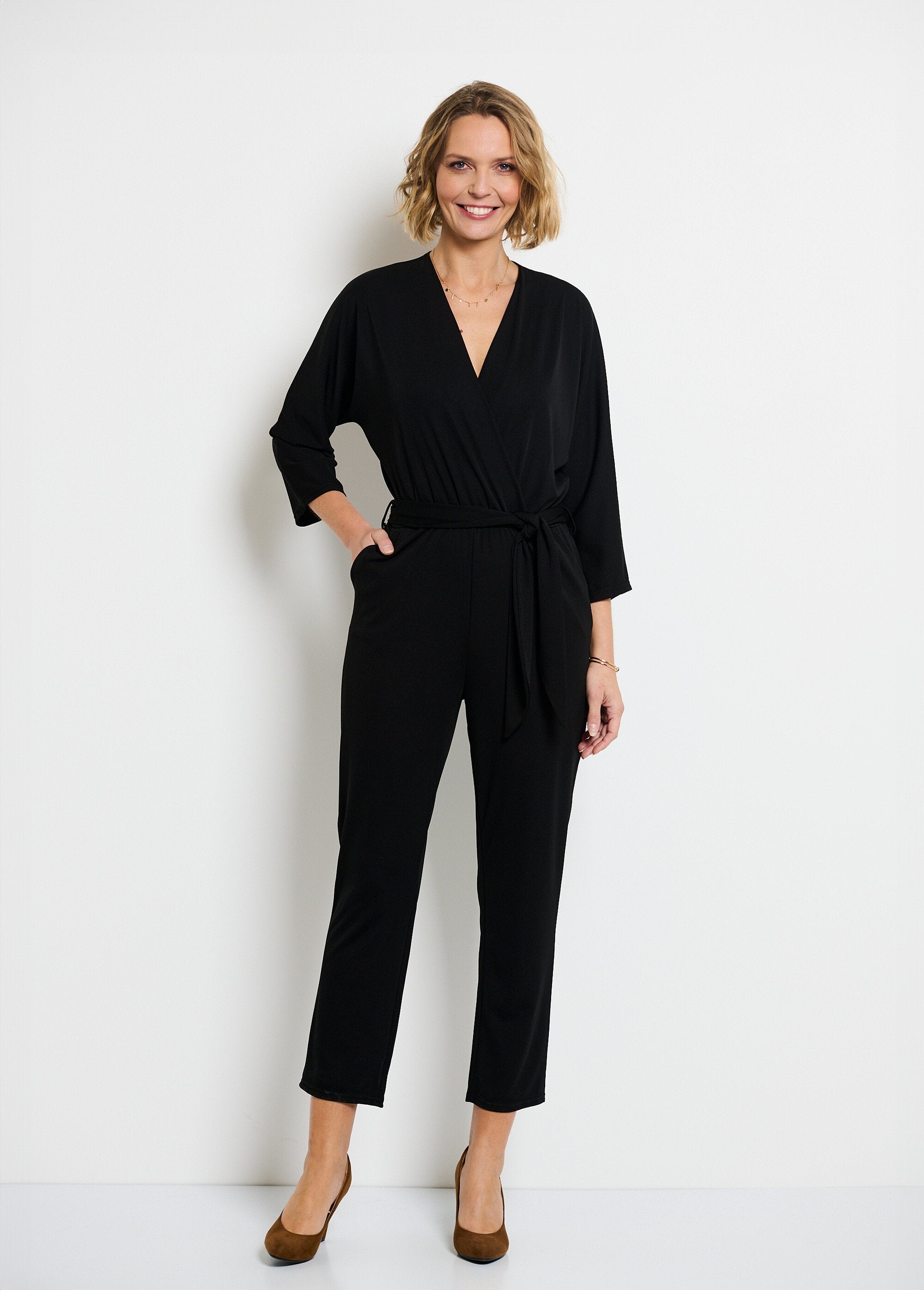 Tailleband_verhullende_jumpsuit_Noir_FA1_slim