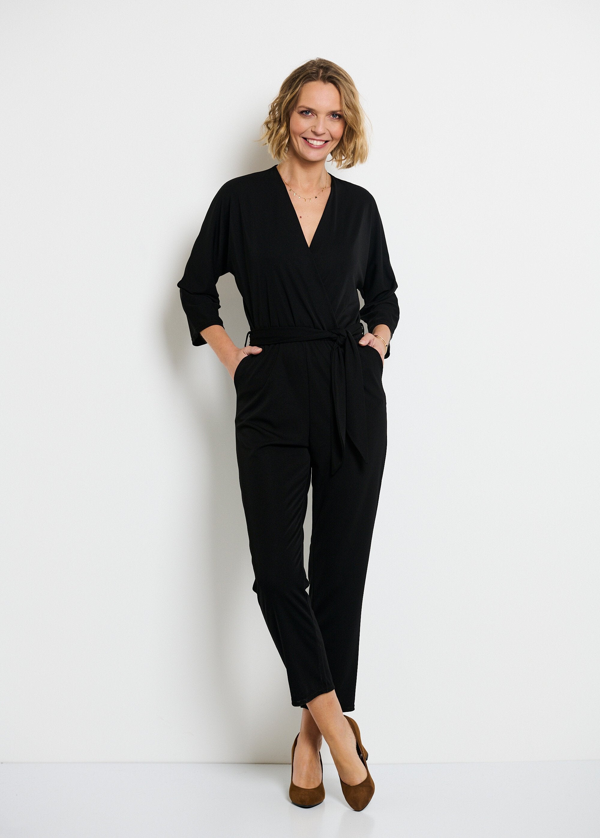 Tailleband_verhullende_jumpsuit_Noir_SF1_slim