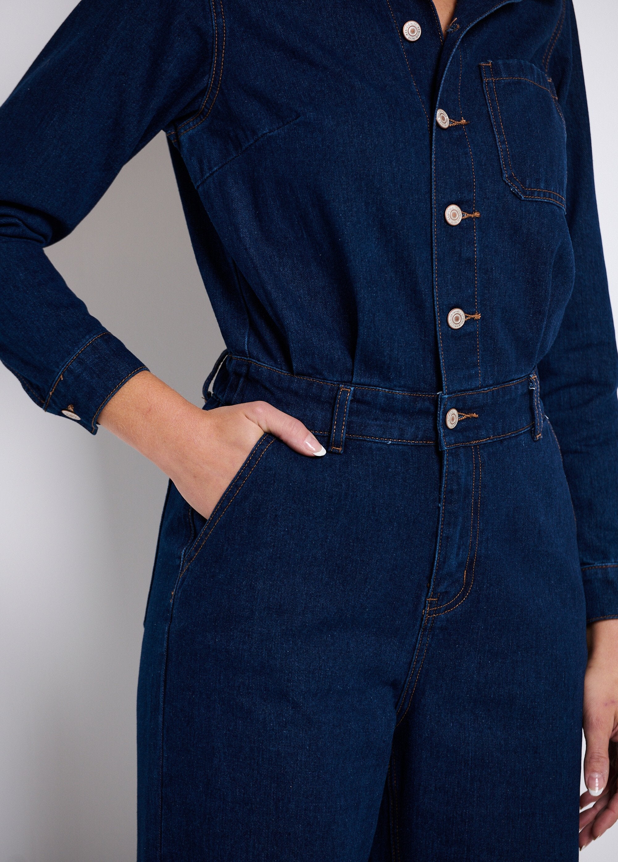 Raw_denim_jumpsuit_met_elastiek_in_taille_Bleu_brut_DE2_slim