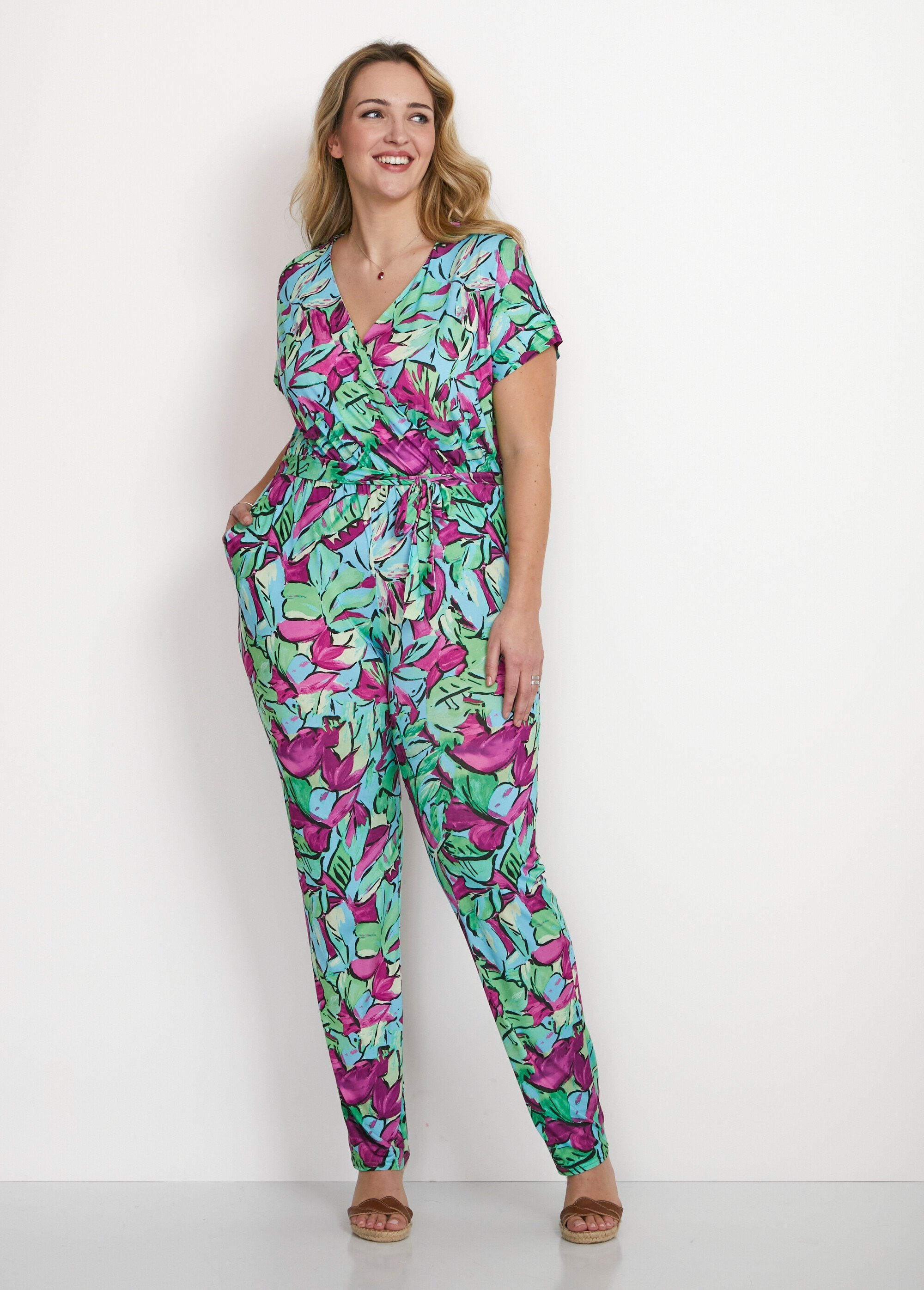 Broek_jumpsuit_in_stretch_breisel_Vert_et_fuchsia_FA1_curvy