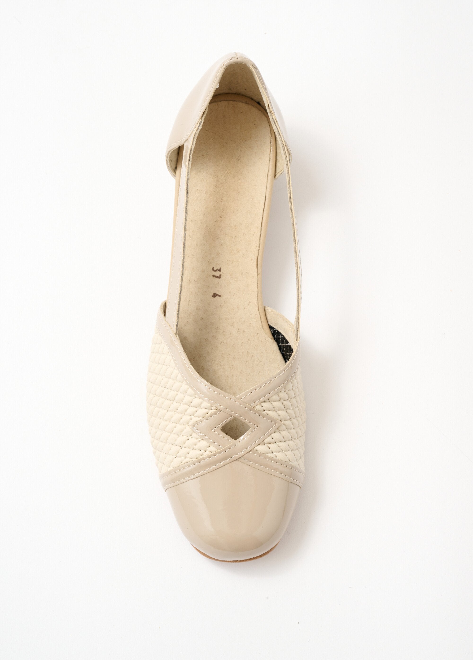 Comfortabele_leren_pumps_voor_gevoelige_voeten_BEIGE_OV1_slim