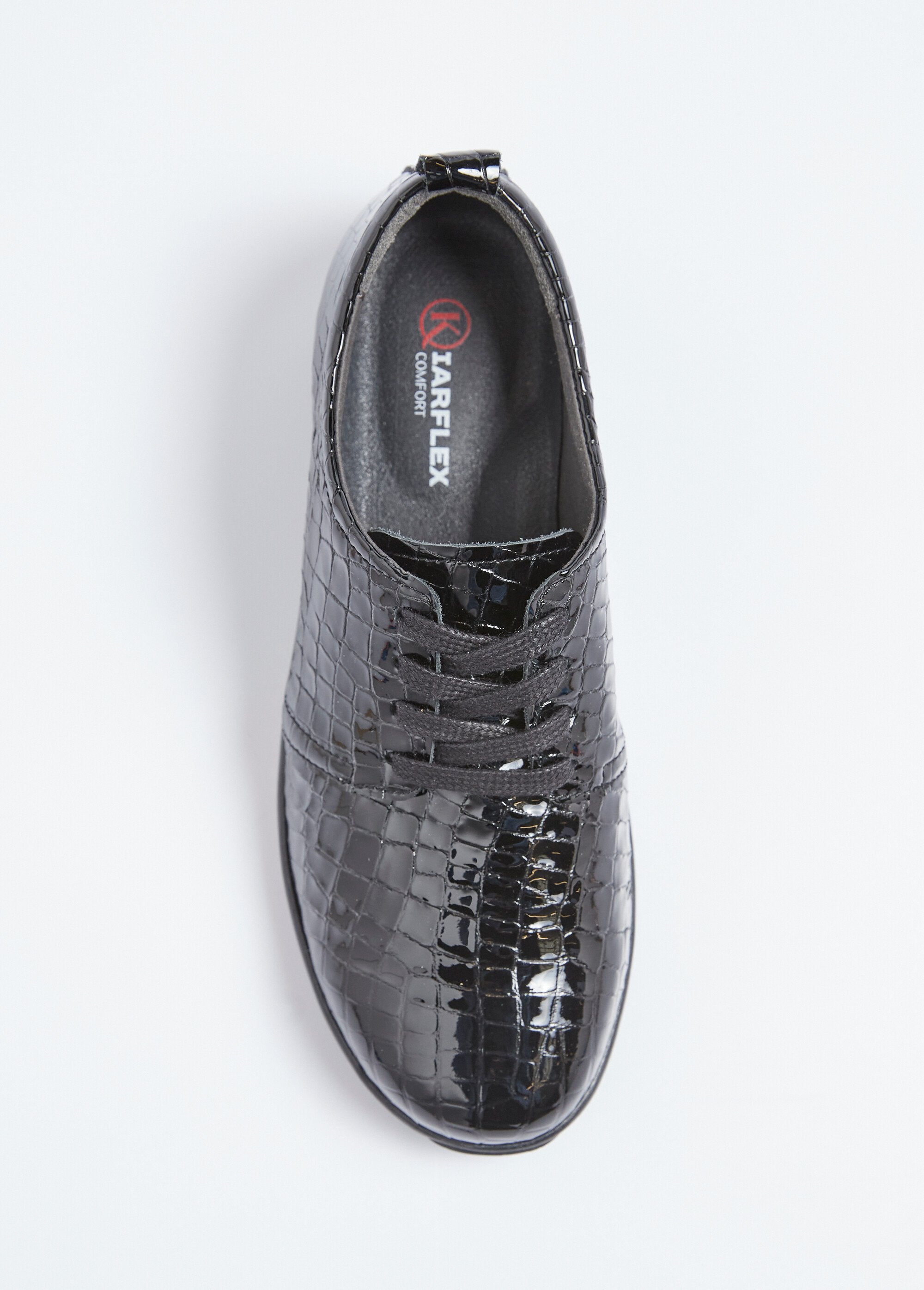 Reptiel-look_lakleren_derbies_met_brede_vetersluiting_Vernis_noir_OV1_slim