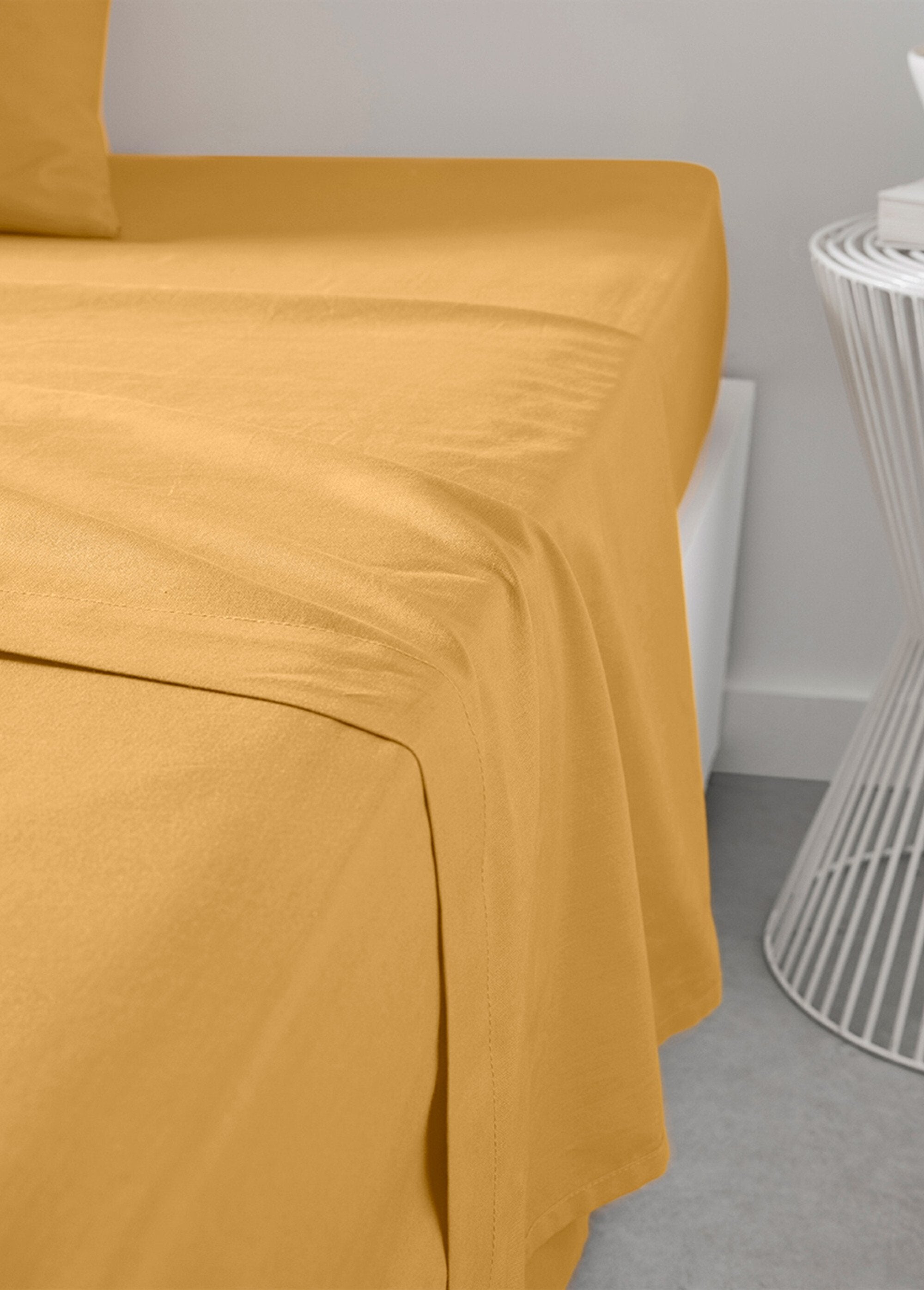 Effen_katoenen_laken_Ocre_DE1_slim