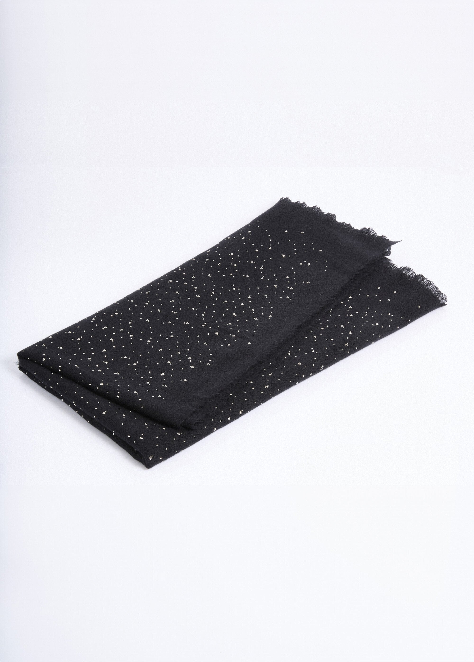 Echarpe_fine_en_lainage_avec_strass_Noir_DE1_slim