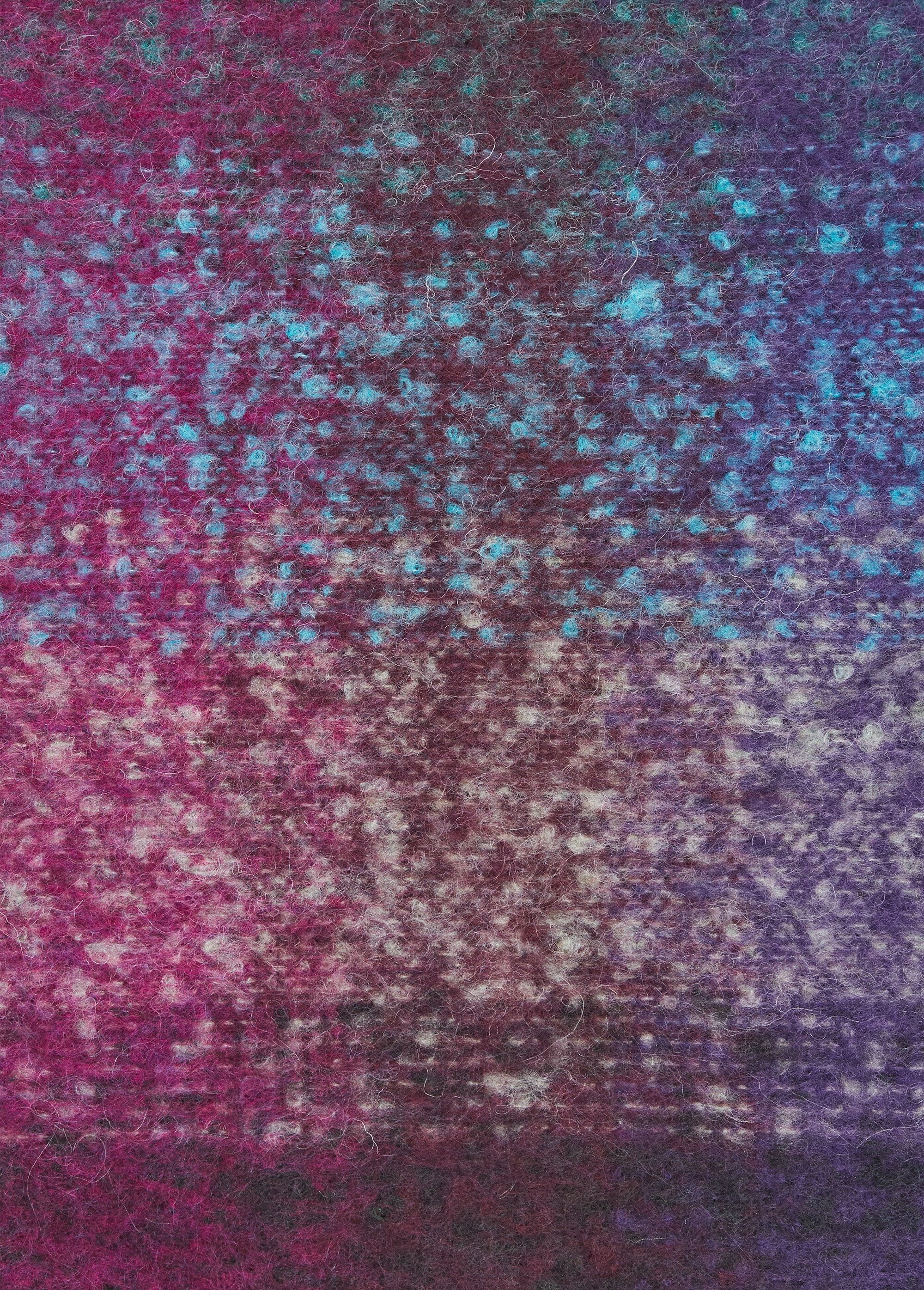 Veelkleurige_sjaal_met_franjes_en_mohair_Violet_DE1_slim