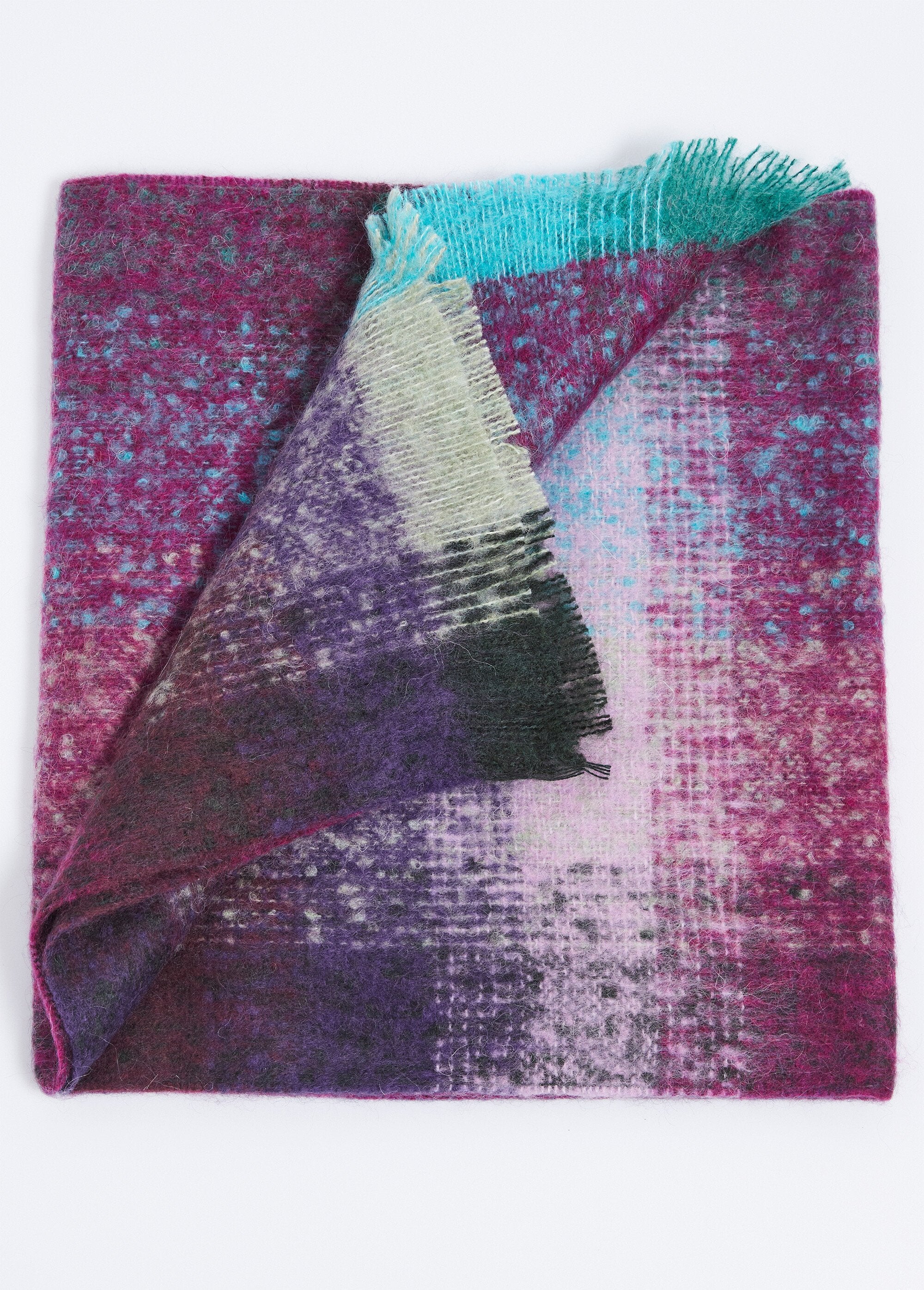 Veelkleurige_sjaal_met_franjes_en_mohair_Violet_FA1_slim