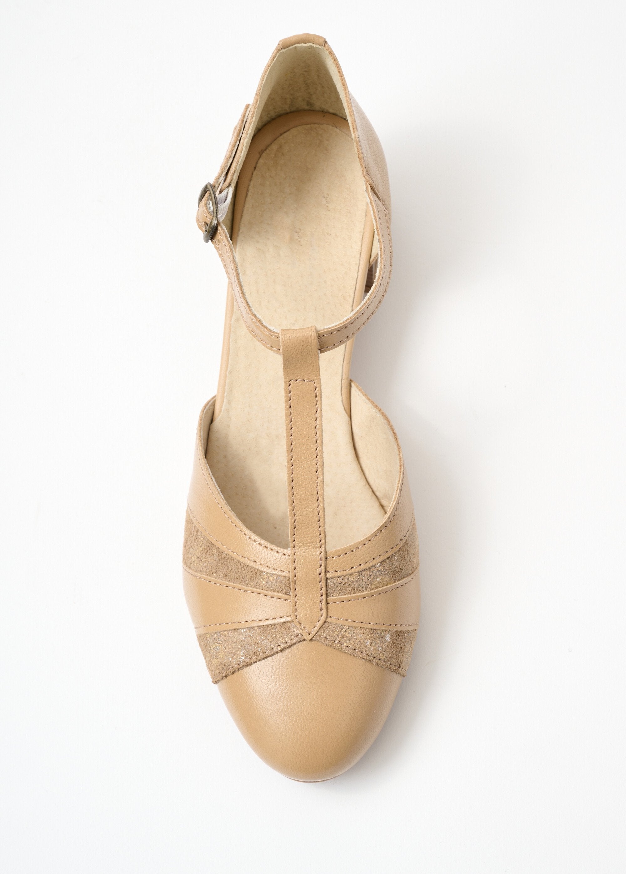 Comfortabele_leren_pumps_BEIGE_OV1_slim