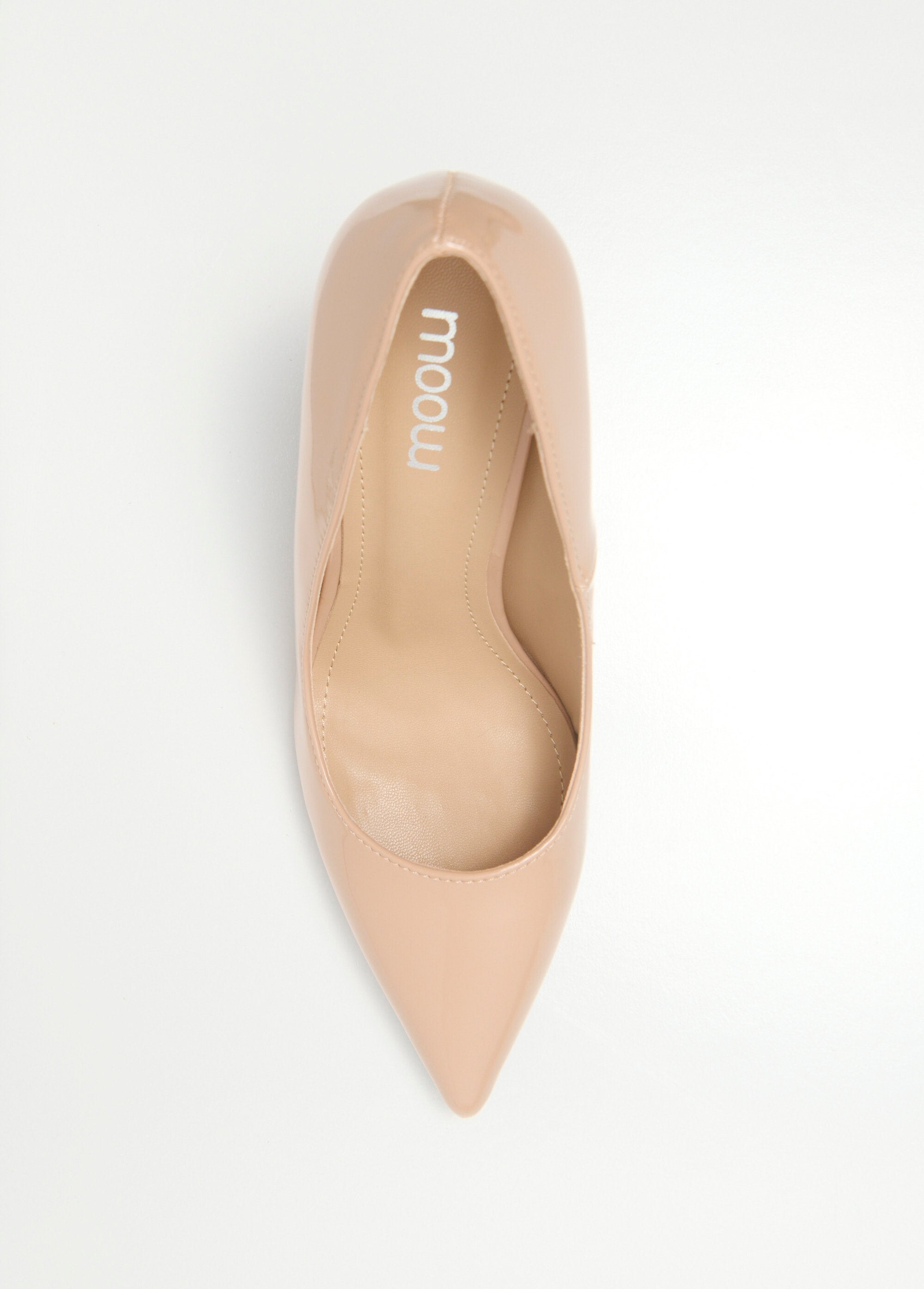 Lakpumps_met_naaldhak_Vernis_beige_OV1_slim