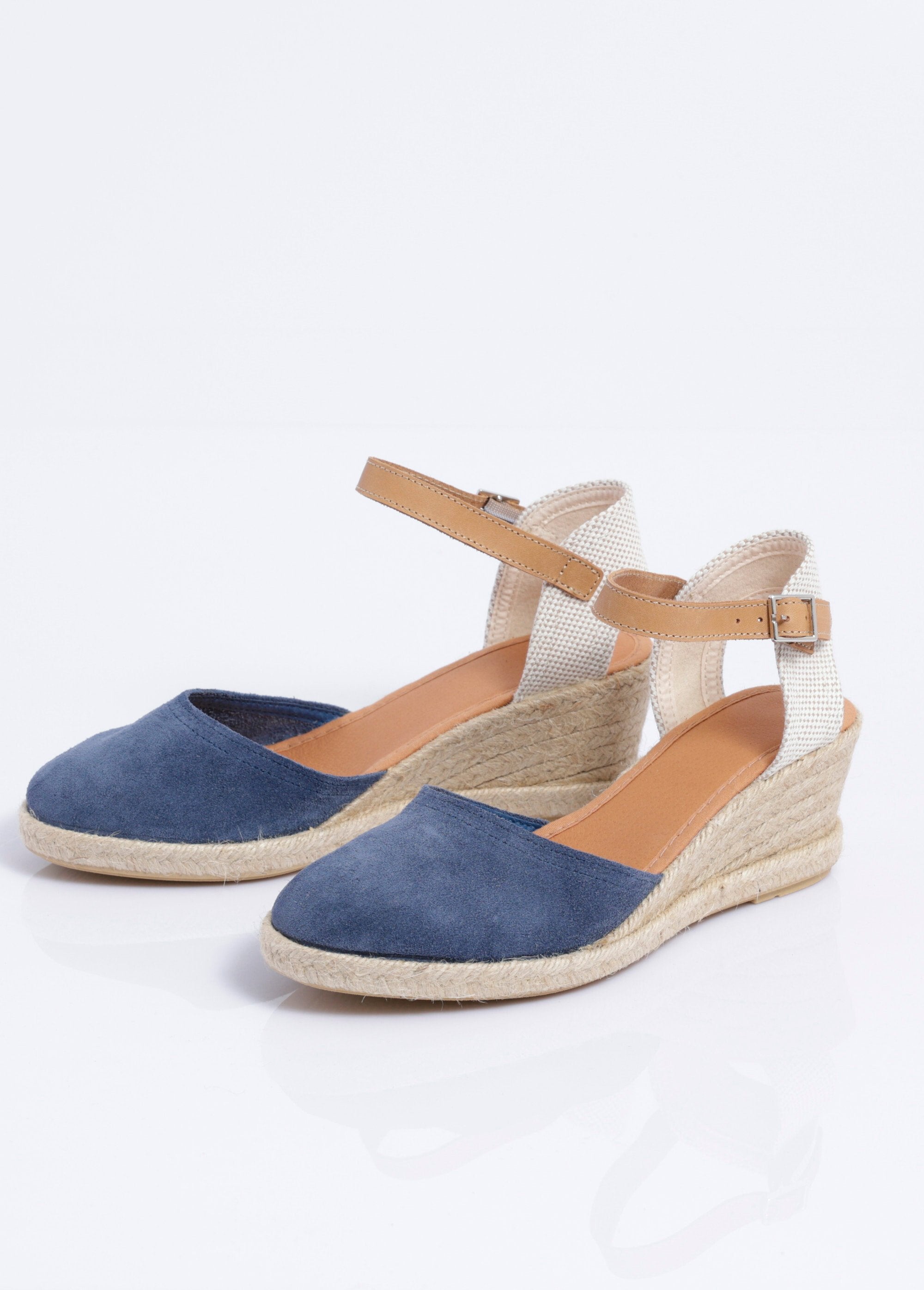 Leren_espadrilles_met_sleehak_en_touwzolen_Bleu_DE1_slim
